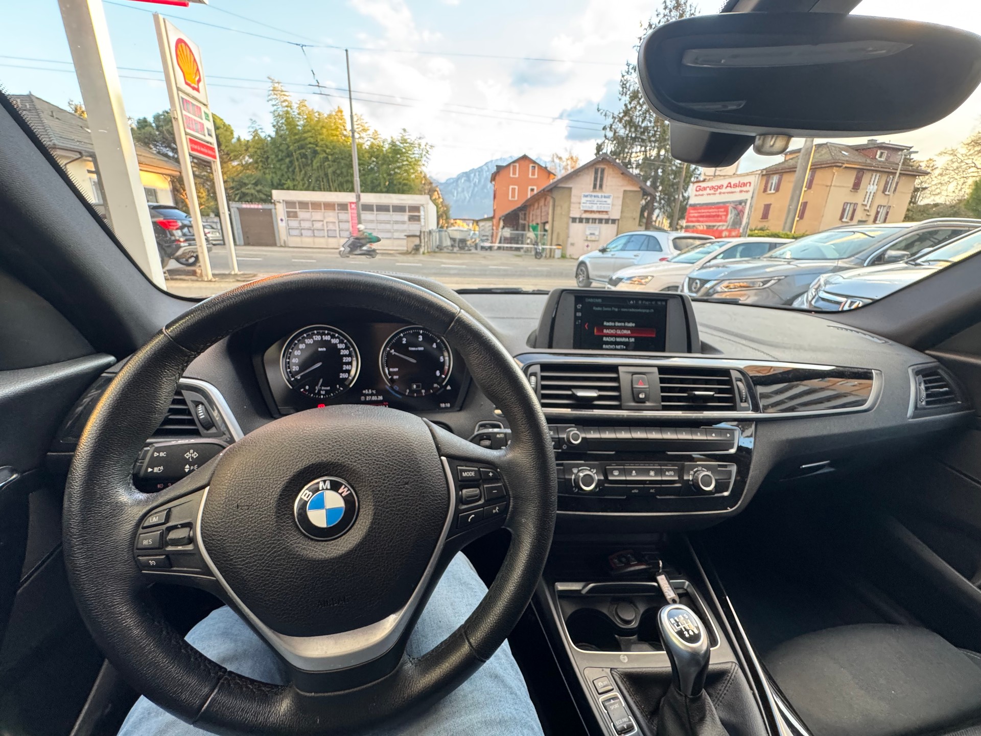 BMW 116d Edition Sport Line-image-7