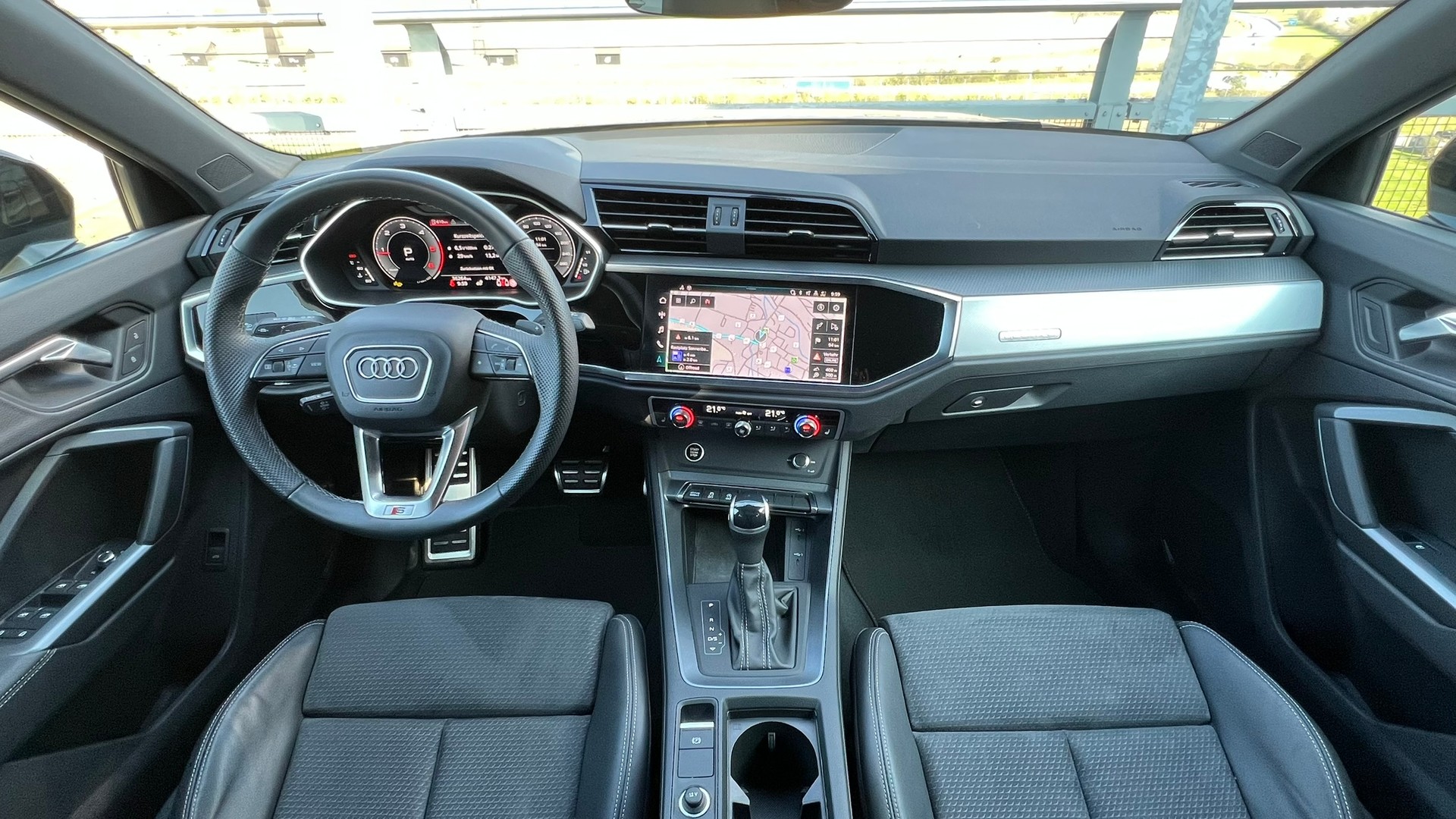 AUDI Q3 SPORTBACK 40 TDI S LINE QUATTRO BLACK S-TRONIC l 193 PS-image-20