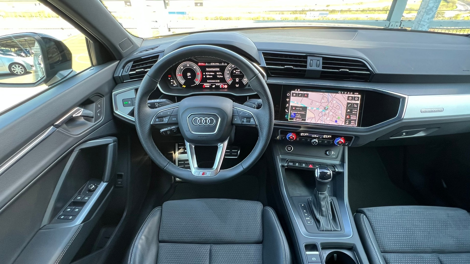 AUDI Q3 SPORTBACK 40 TDI S LINE QUATTRO BLACK S-TRONIC l 193 PS-image-21