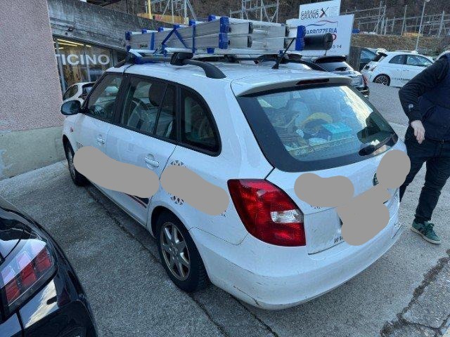 SKODA Fabia 1.6 TDI Ambition-image-2