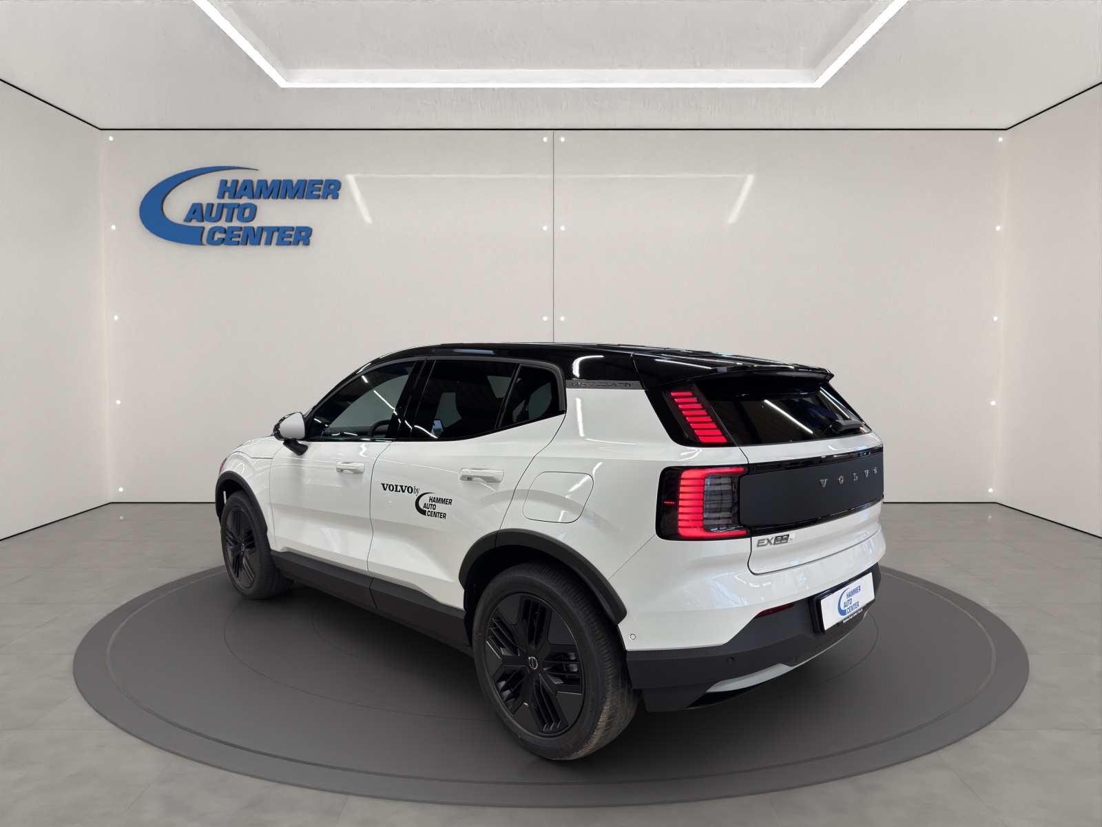 VOLVO EX30 CC E60 Twin Performance AWD-image-2