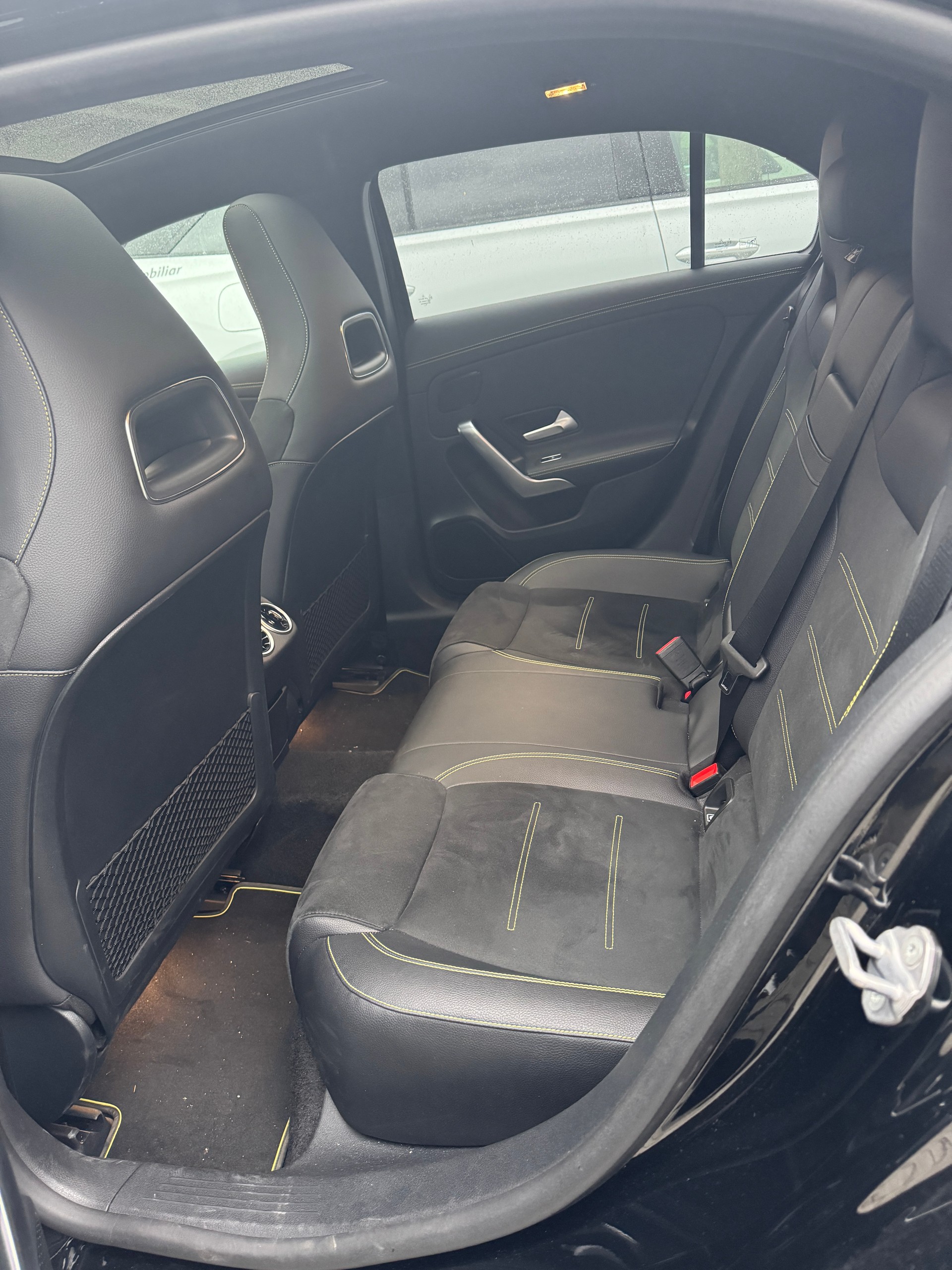 MERCEDES-BENZ A 250 Style 7G-DCT-image-2