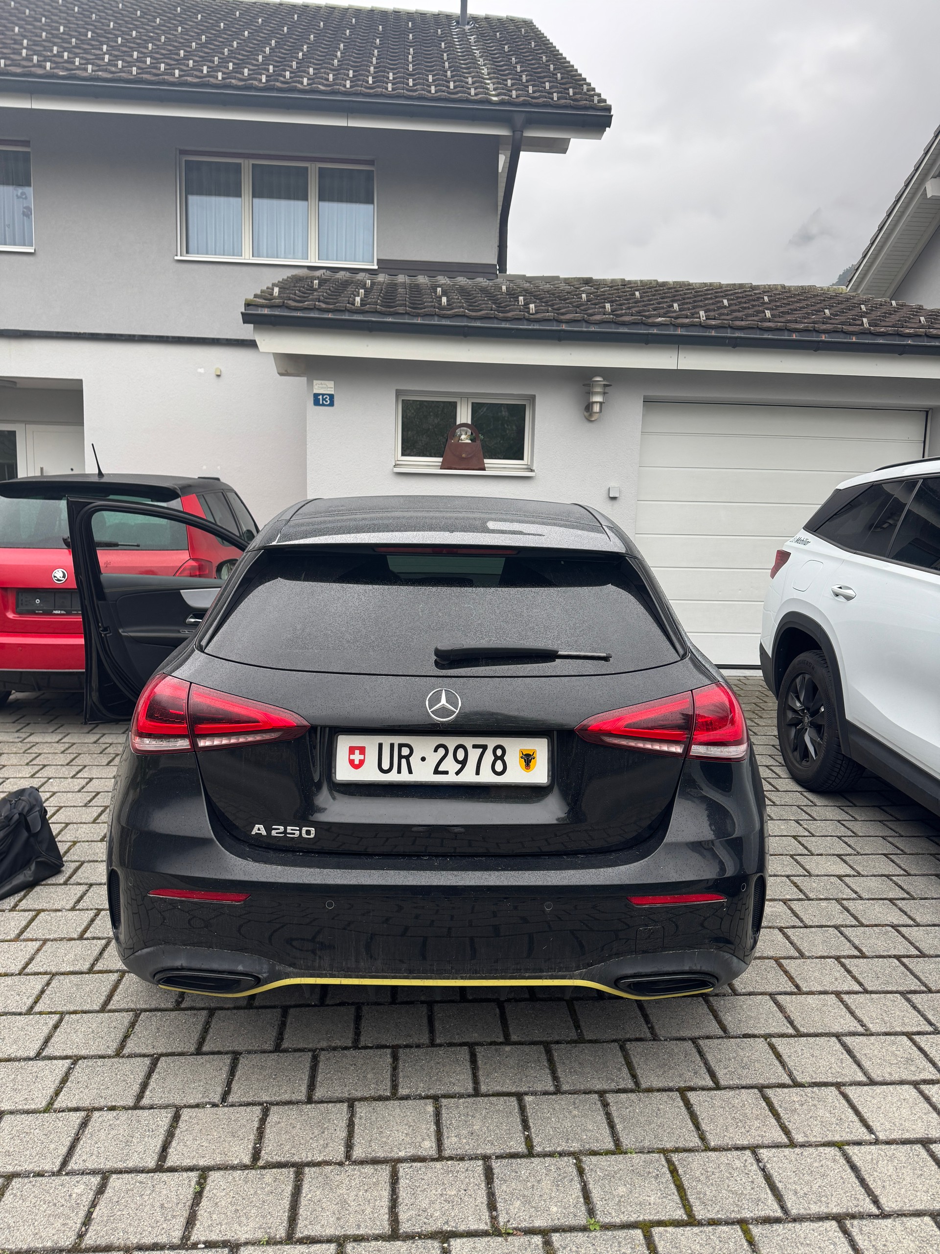 MERCEDES-BENZ A 250 Style 7G-DCT-image-3