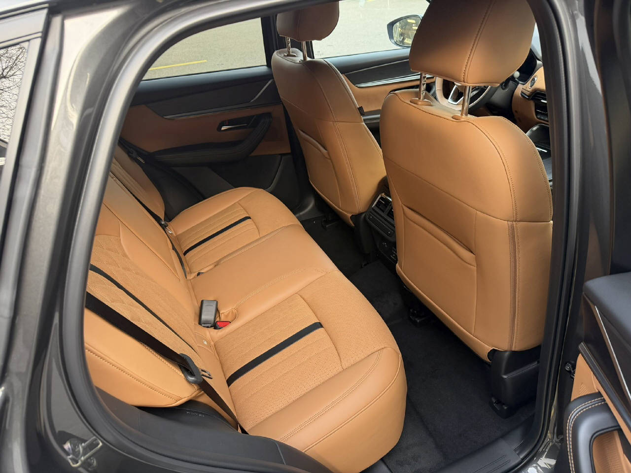 MAZDA CX-60 2.5 PHEV Homura Plus-image-11