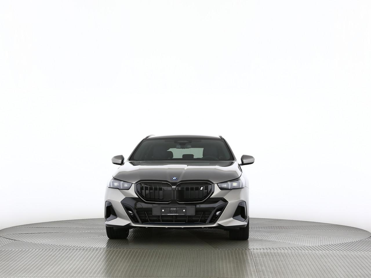 BMW i5 xDrive40 Tour. M Sport-image-24
