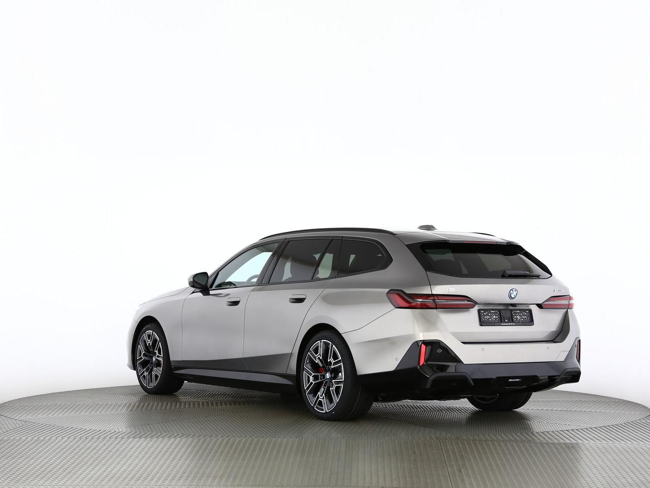 BMW i5 xDrive40 Tour. M Sport-image-10