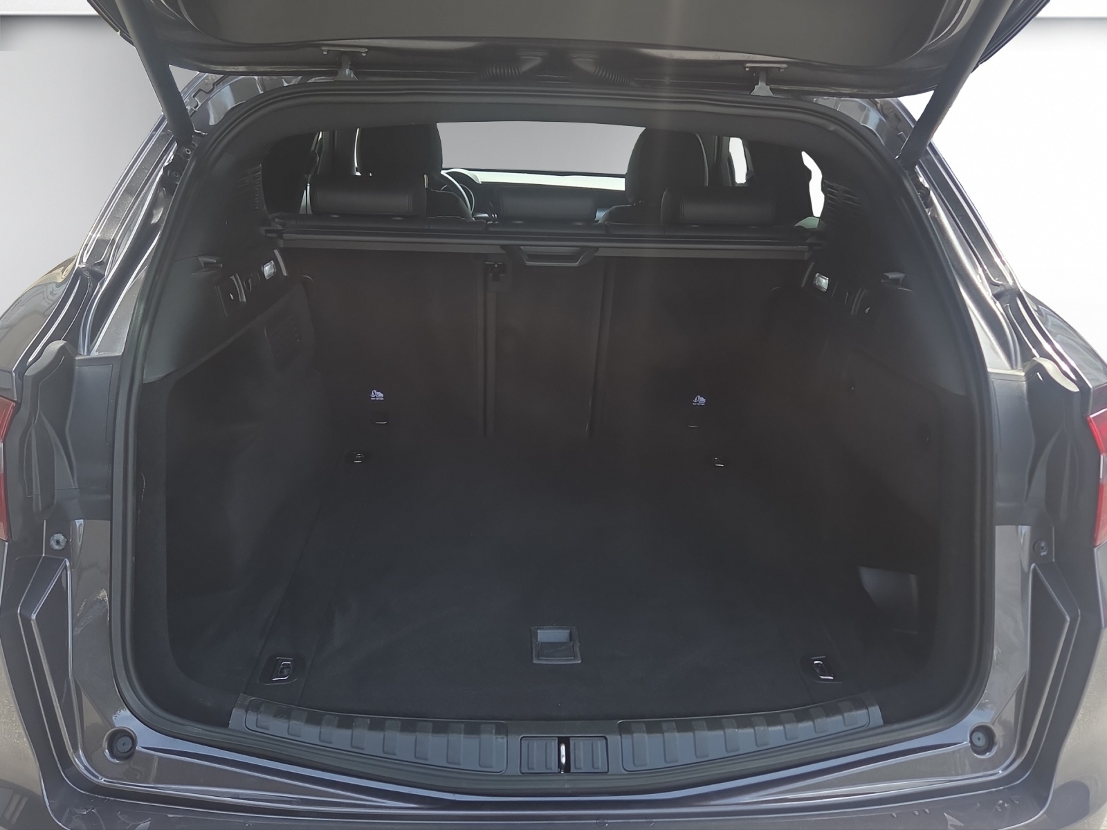 ALFA ROMEO Stelvio 2.2 JTDM Veloce Premium 21 Zoll Sky Q4-image-17