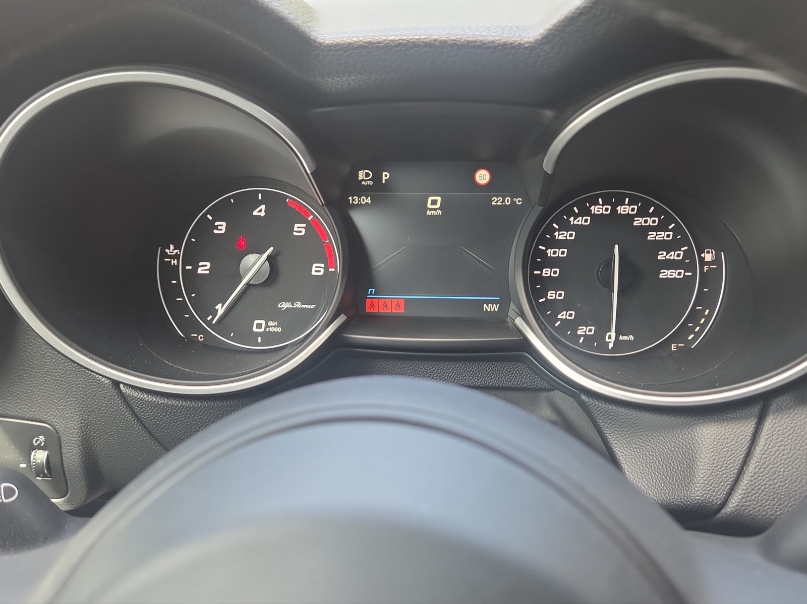 ALFA ROMEO Stelvio 2.2 JTDM Veloce Premium 21 Zoll Sky Q4-image-15