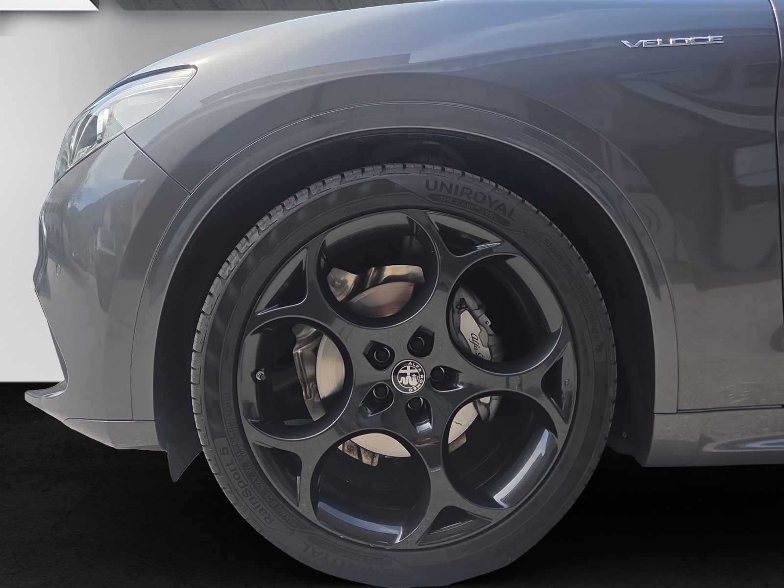 ALFA ROMEO Stelvio 2.2 JTDM Veloce Premium 21 Zoll Sky Q4-image-8
