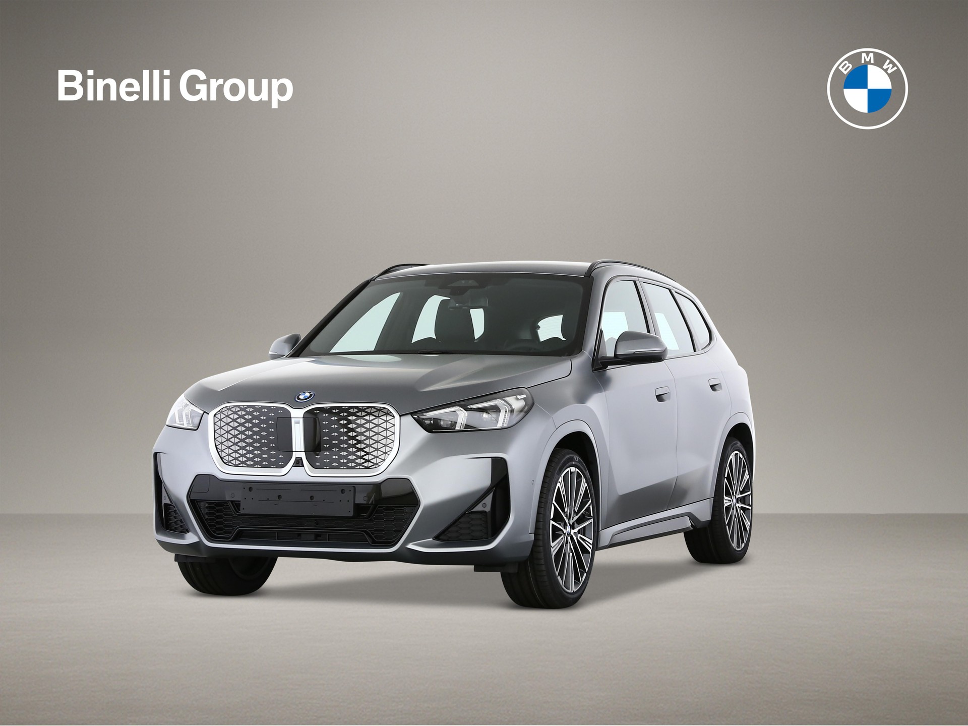 BMW iX1 30 xDrive-image-0