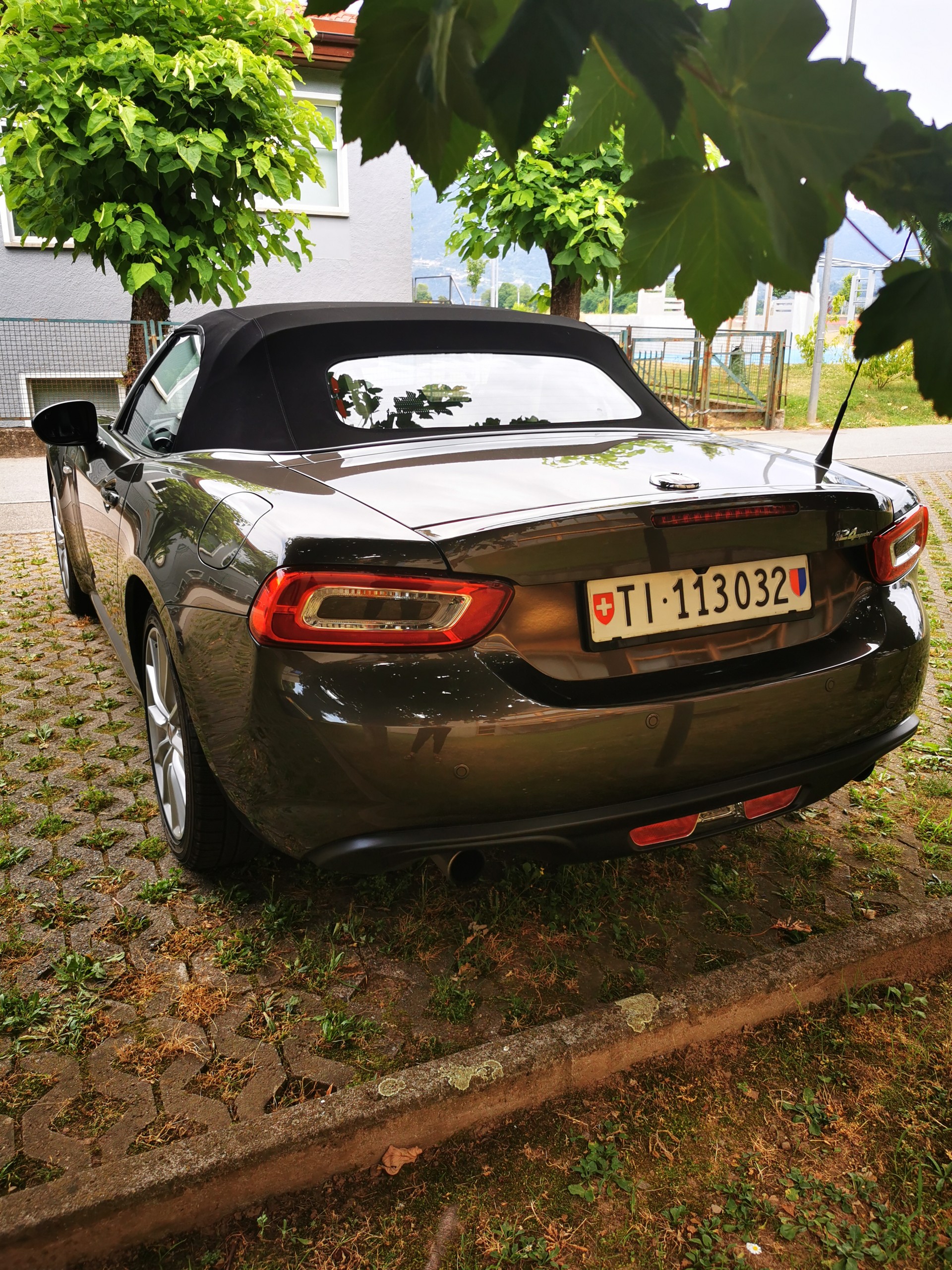 FIAT 124 Spider 1.4 TB Lusso TB-image-4