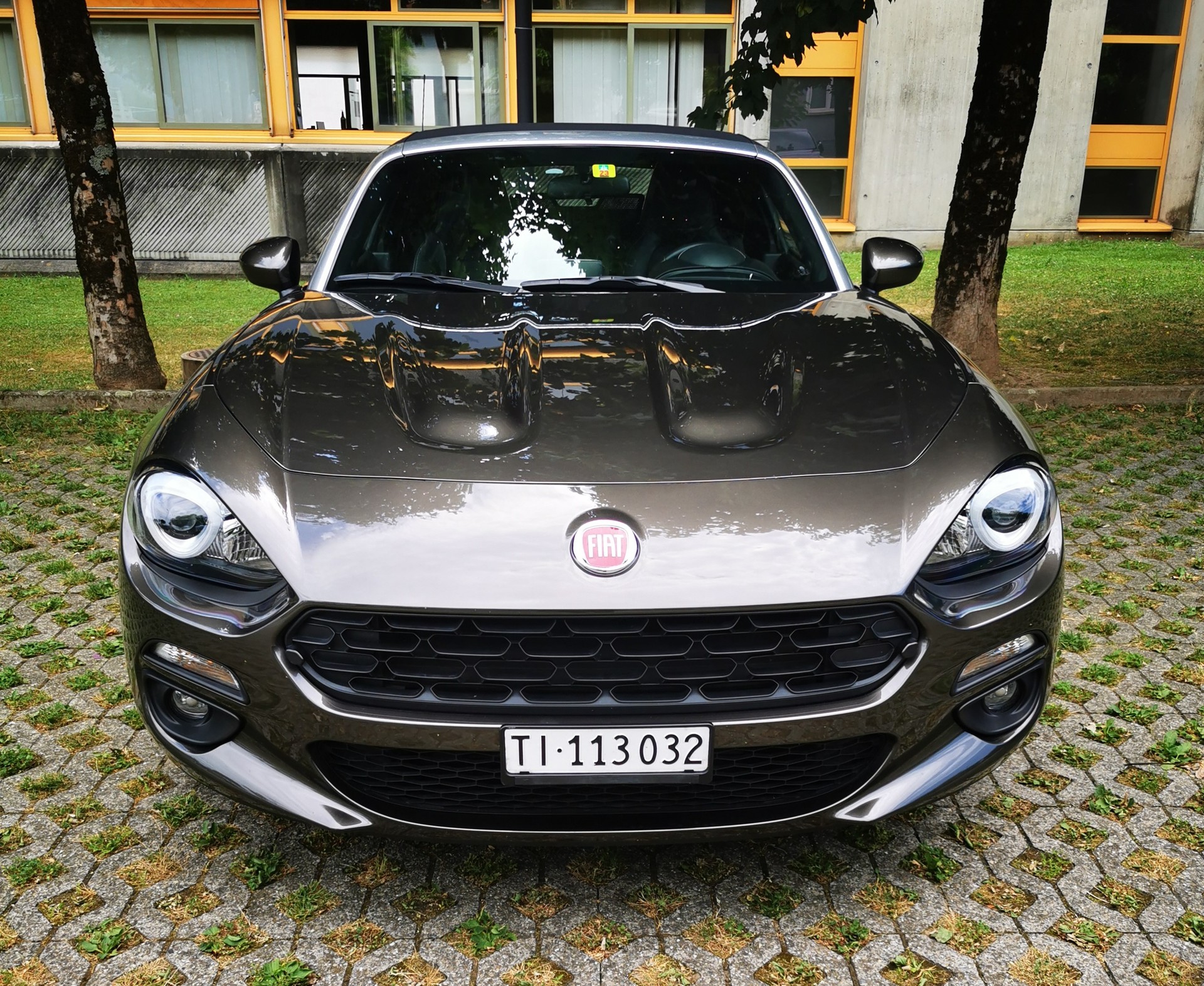 FIAT 124 Spider 1.4 TB Lusso TB-image-1