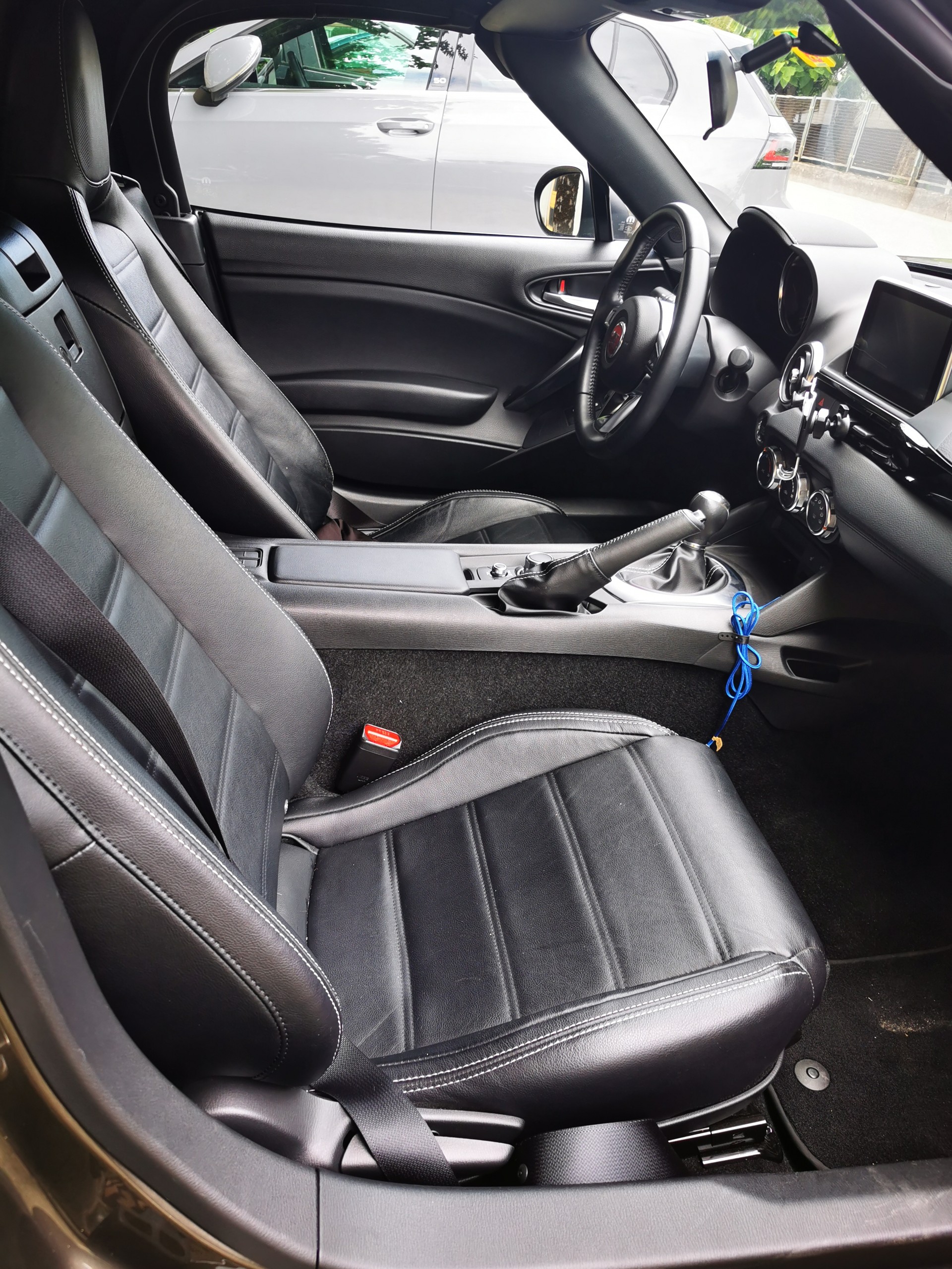 FIAT 124 Spider 1.4 TB Lusso TB-image-2