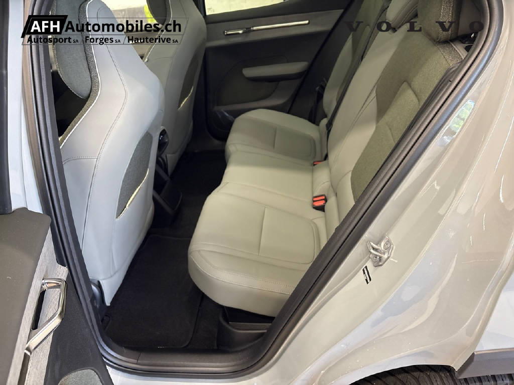 VOLVO EX 30 CC E60 Twin Performance-image-12