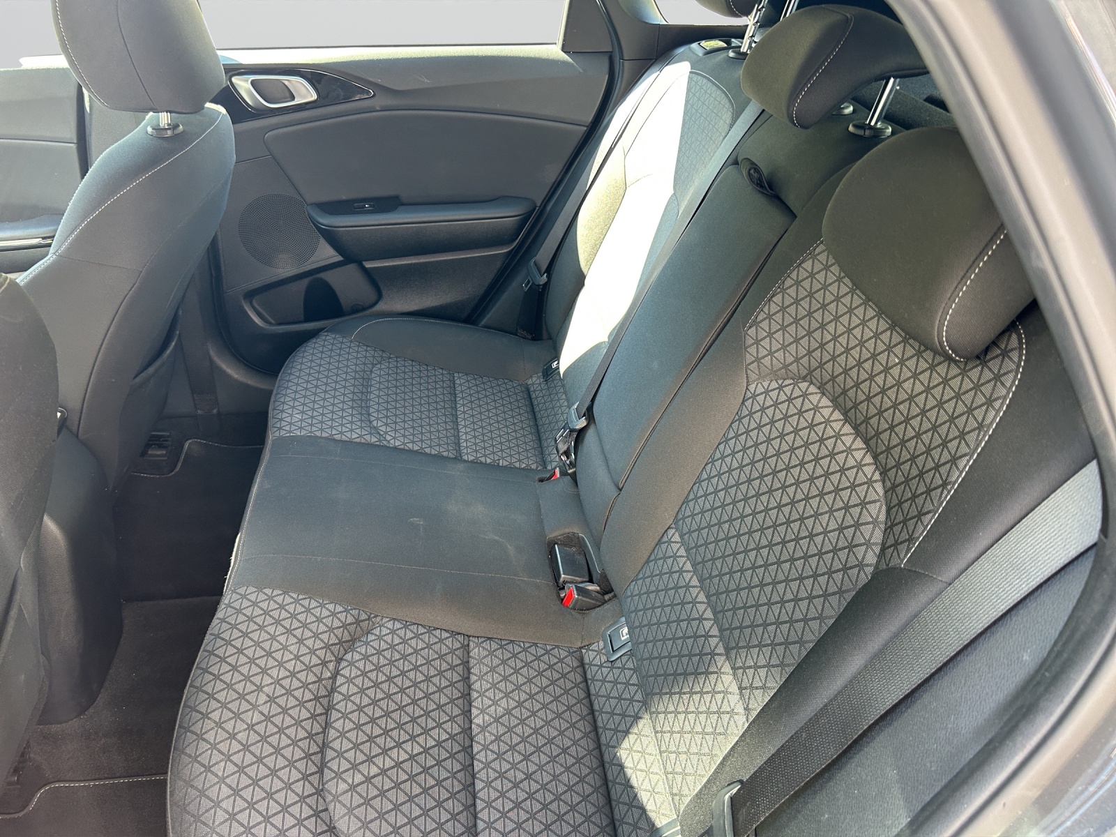 KIA Ceed 1.5T-GDi MHEV PowDCT-image-7