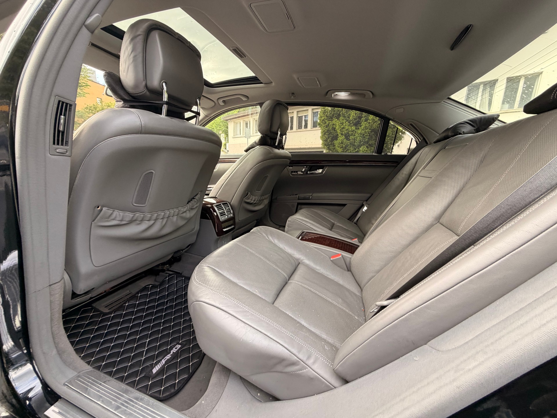 MERCEDES-BENZ S 500 4Matic 7G-Tronic-image-9