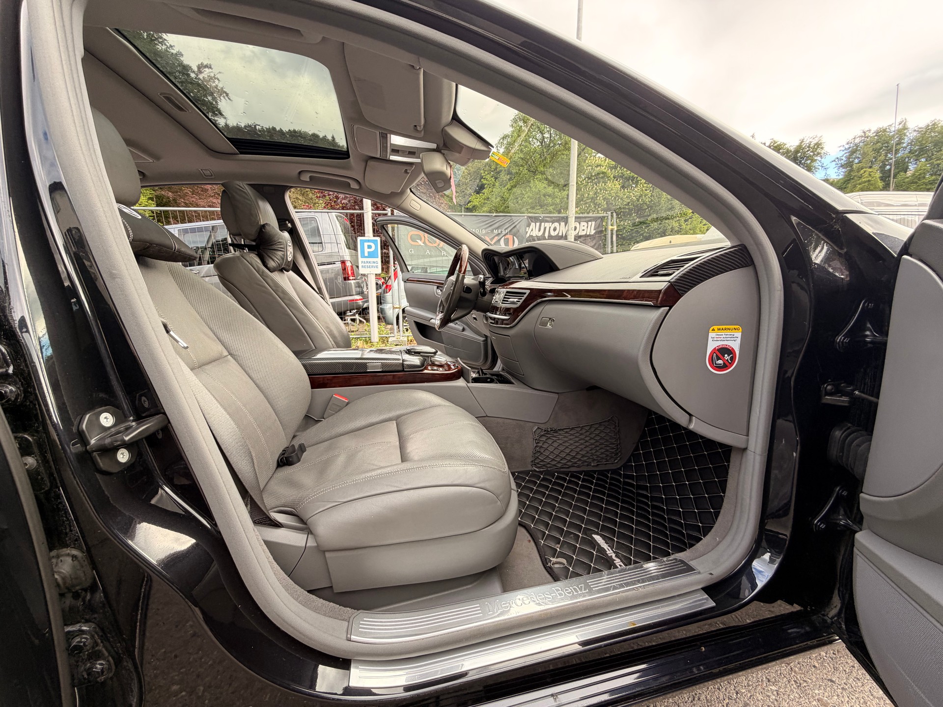 MERCEDES-BENZ S 500 4Matic 7G-Tronic-image-12