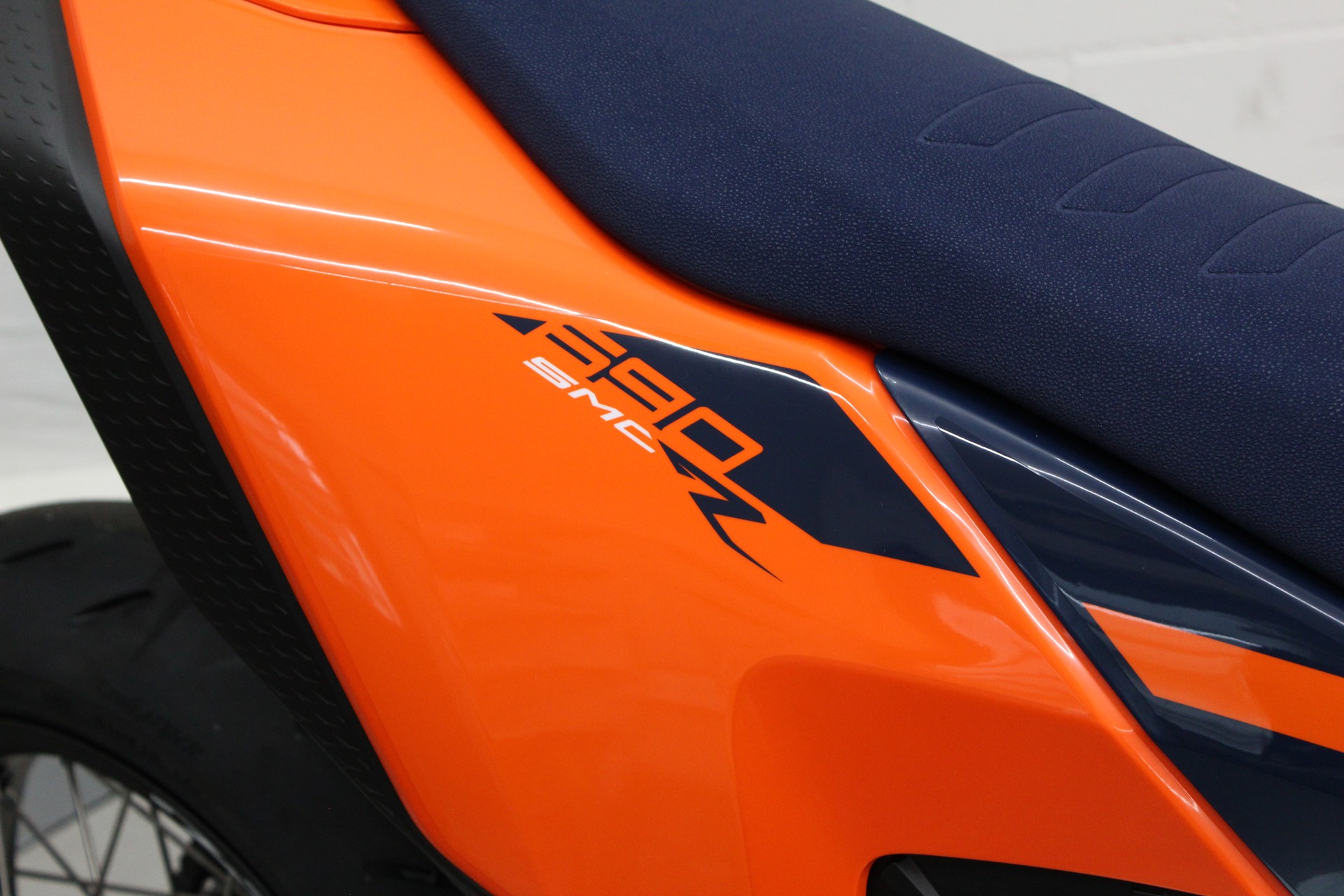 KTM 690 SMC R-image-7