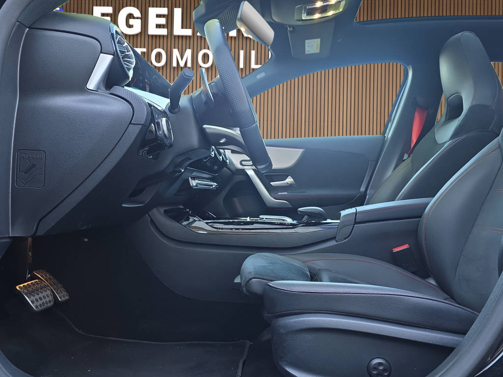 MERCEDES-BENZ A 35 AMG 4matic-image-11