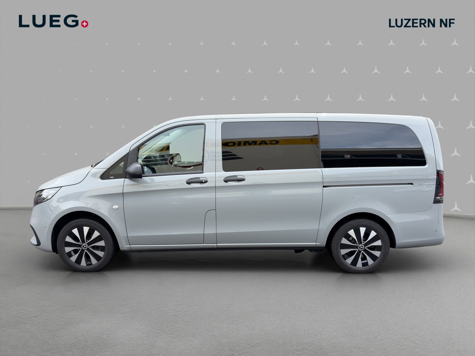 MERCEDES-BENZ Vito 116 CDI Lang Tourer Family 9G-Tronic 4M Select-image-1