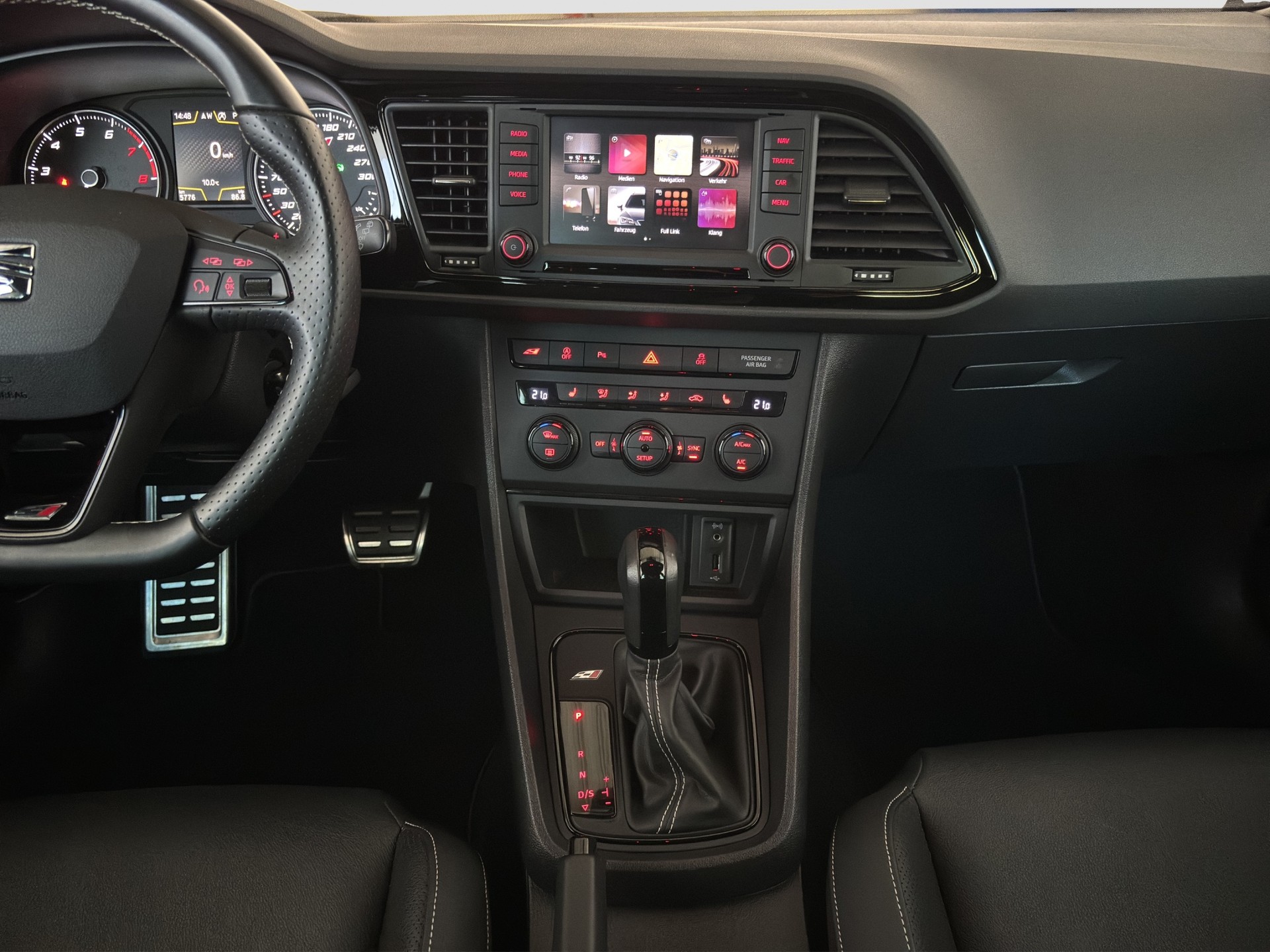 SEAT Leon 2.0 TSI Cupra 290 DSG-image-6