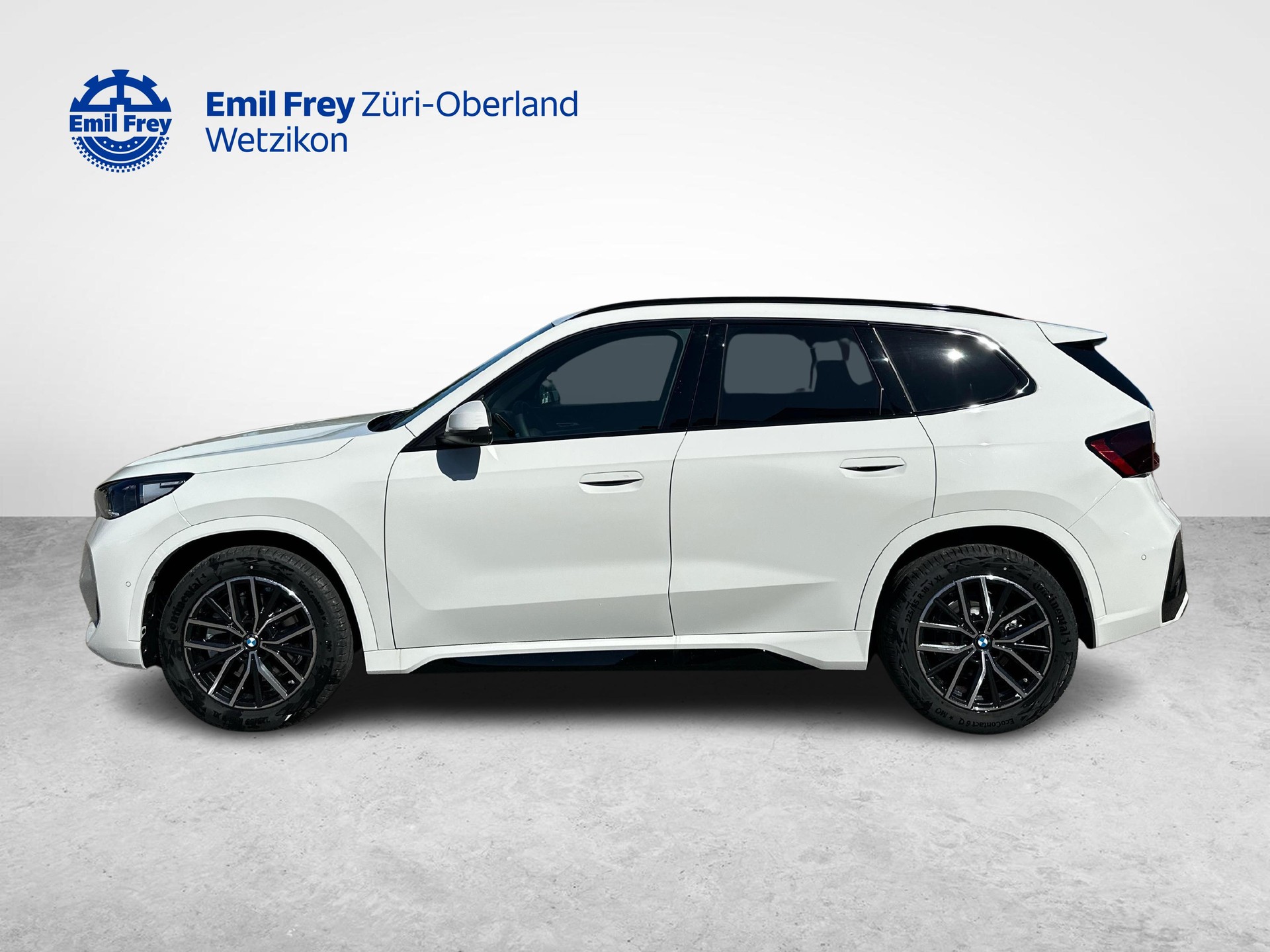 BMW X1 23i xDrive-showroom-element-1