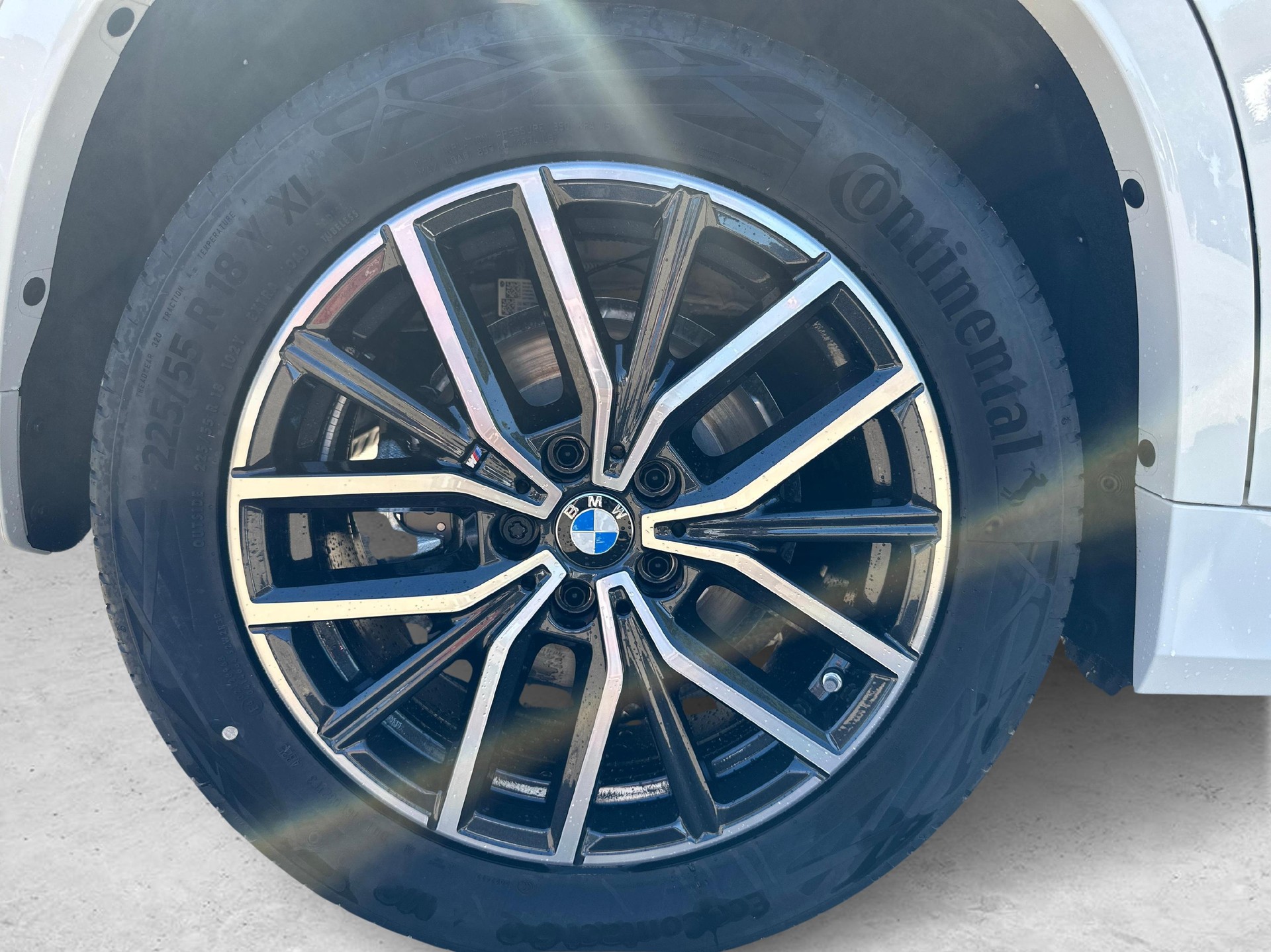 BMW X1 23i xDrive-image-13