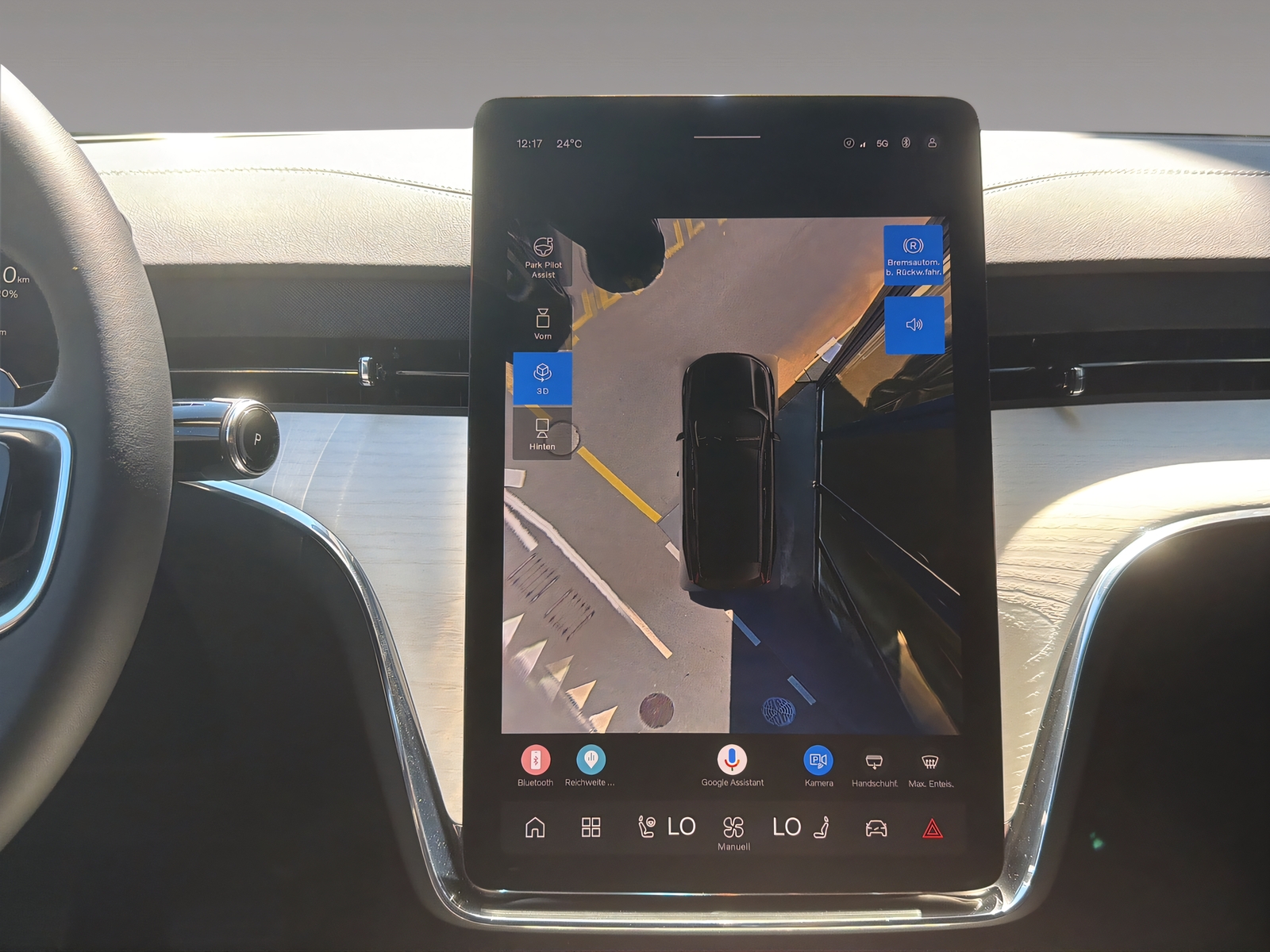 VOLVO EX90 Twin Performance Ultra 6P. AWD-image-12