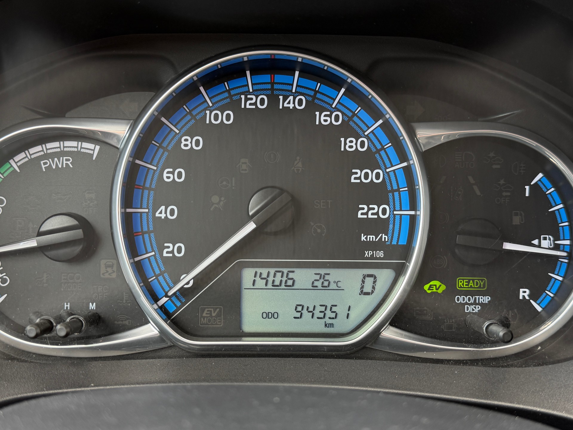 TOYOTA Yaris 1.5 VVT-i HSD Trend-image-14