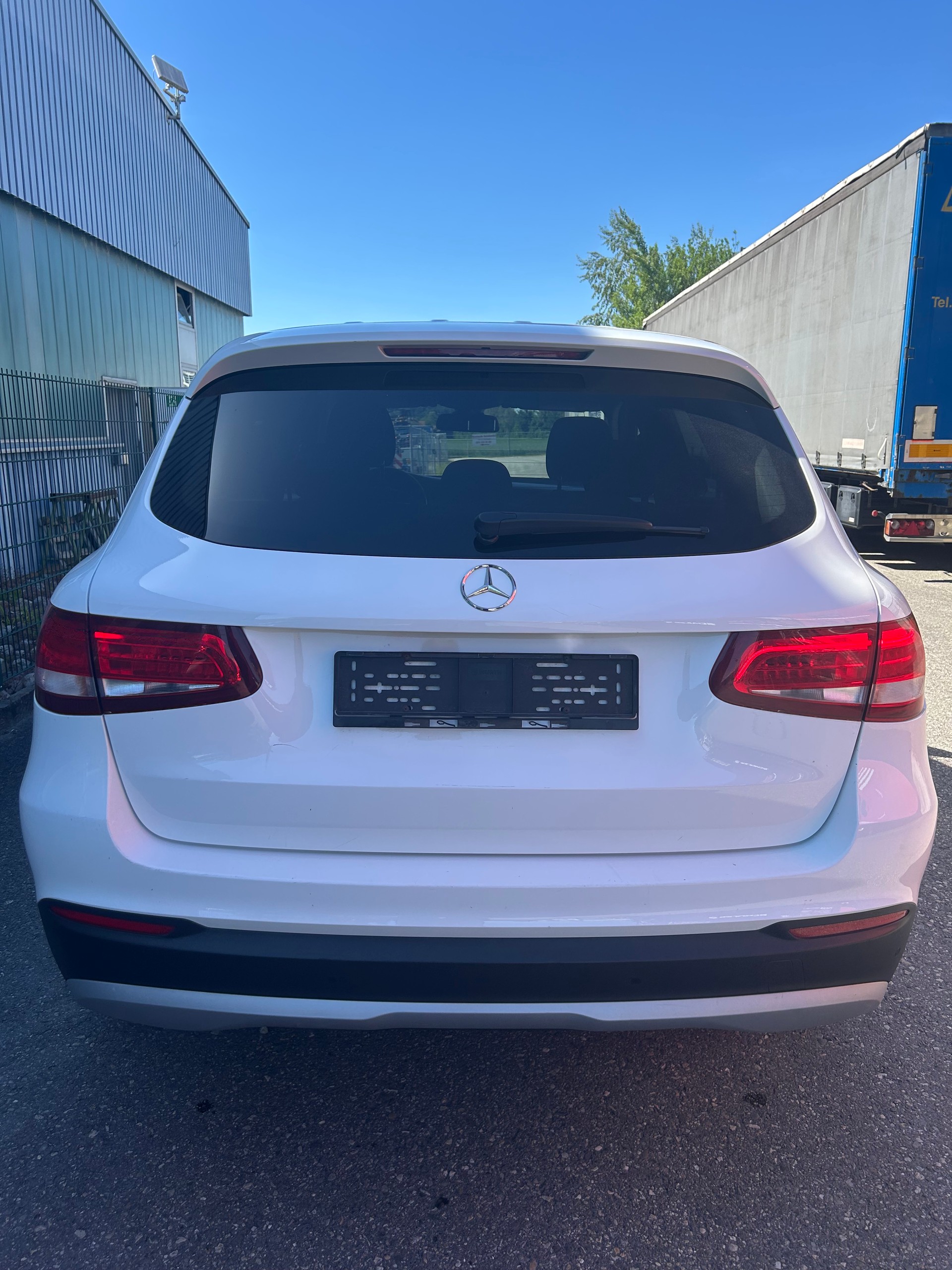 MERCEDES-BENZ GLC 250 4Matic 9G-Tronic-image-4
