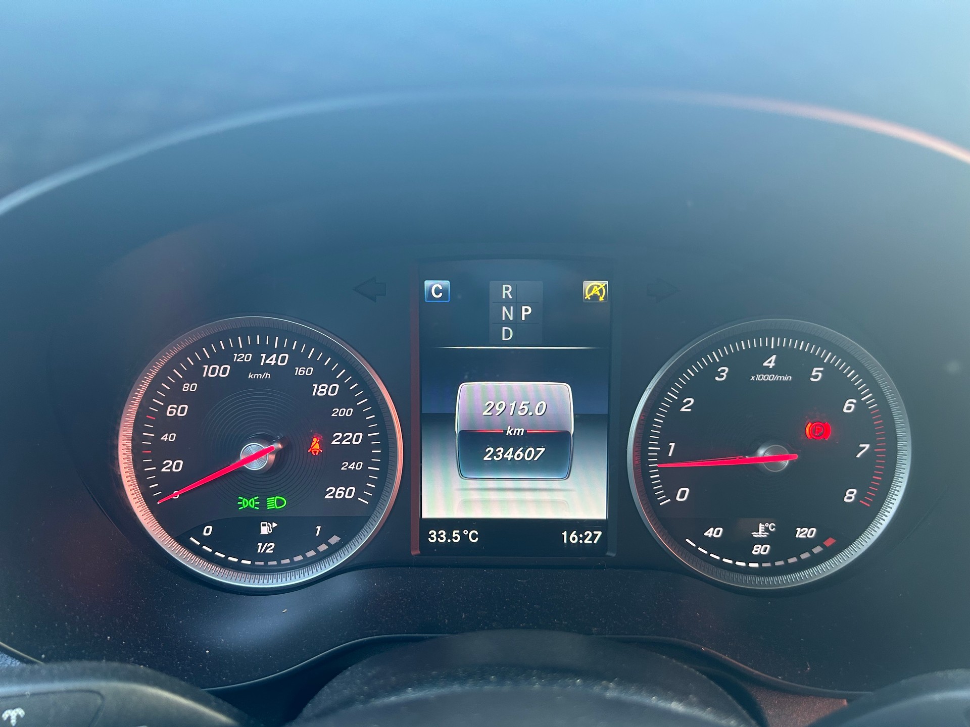 MERCEDES-BENZ GLC 250 4Matic 9G-Tronic-image-8