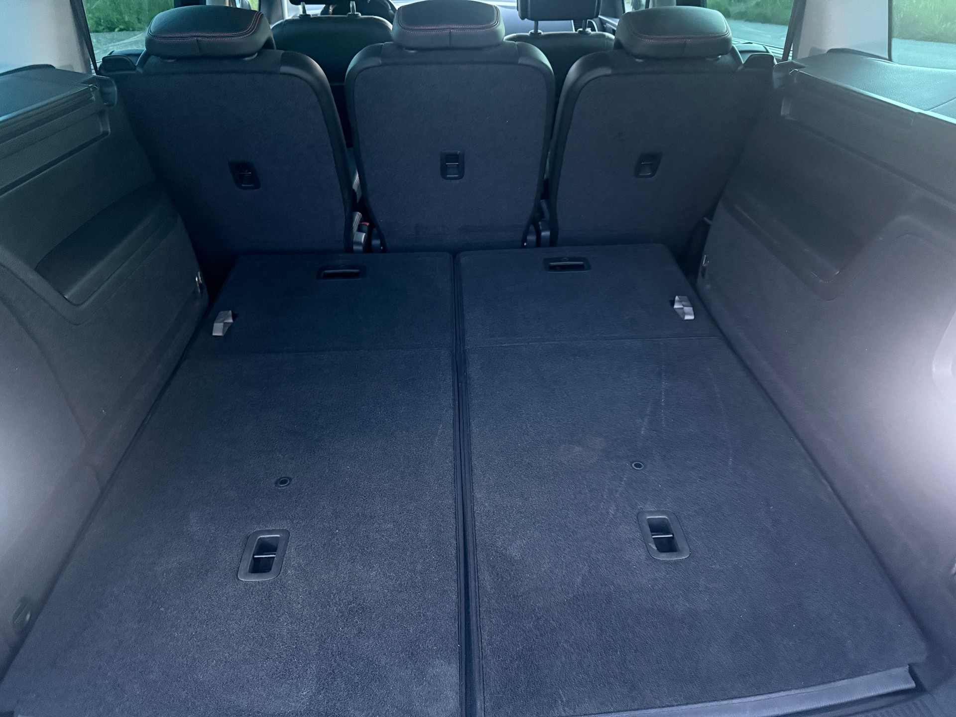 SEAT Alhambra 1.4 TSI DSG SWISS FR2-image-13