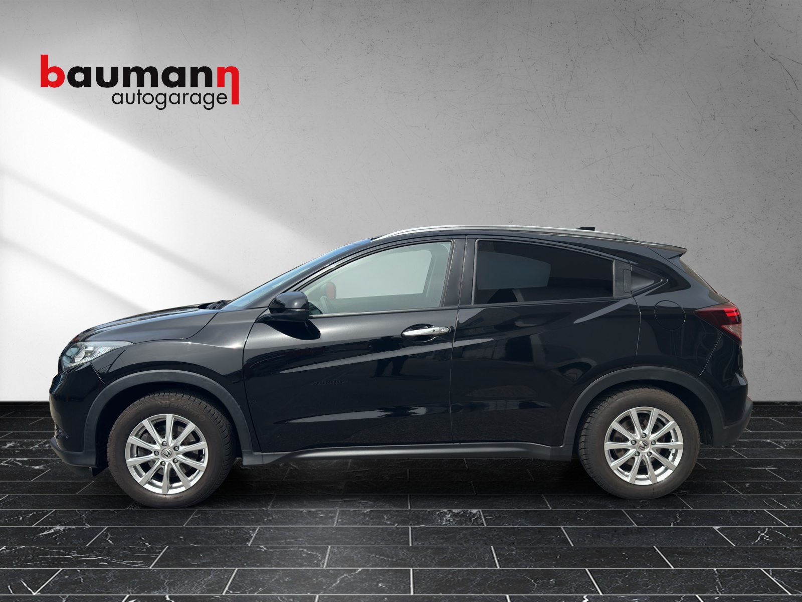 HONDA HR-V 1.6i-DTEC Executive-image-4