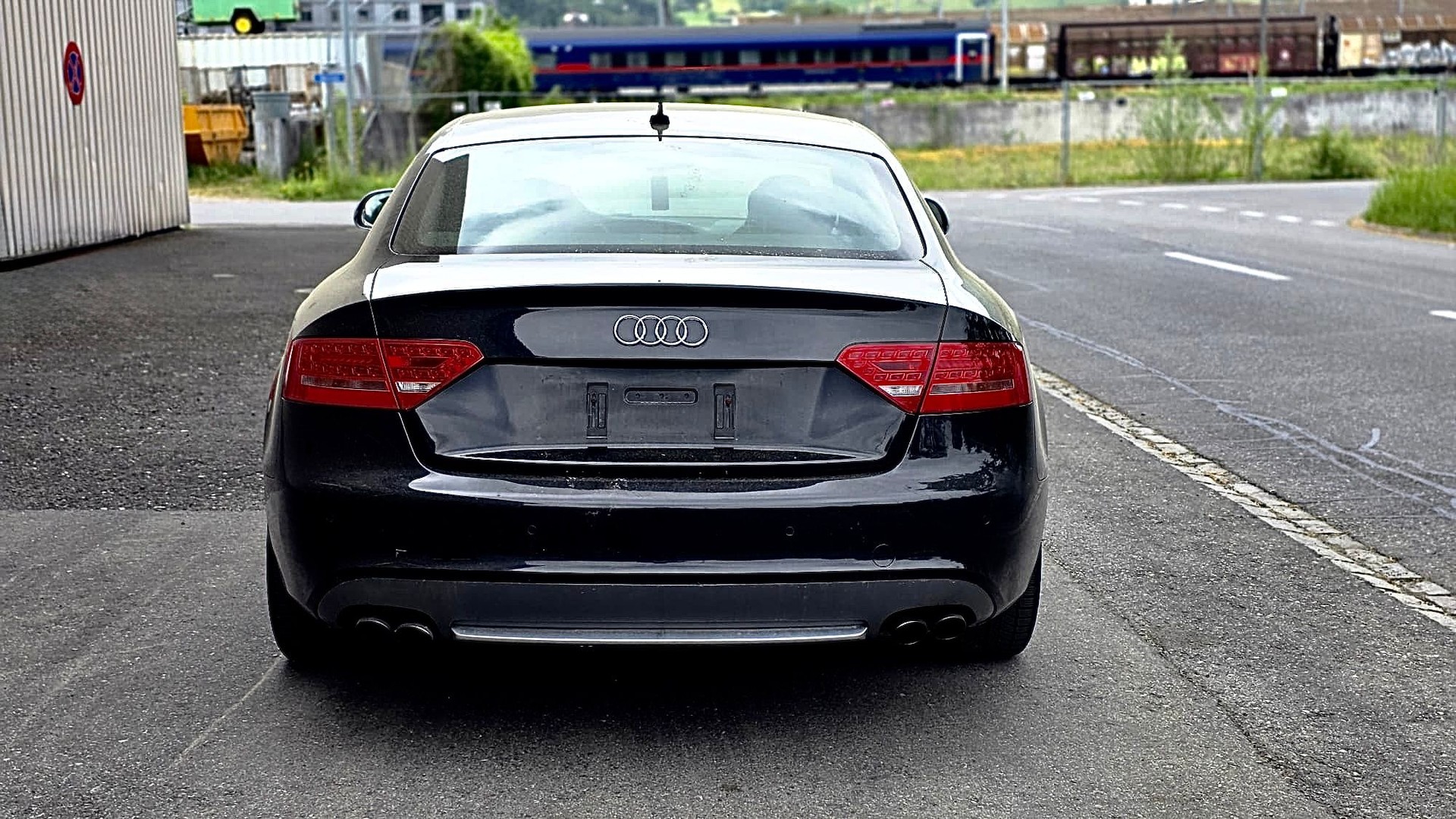 AUDI S5 Coupé 4.2 FSI quattro tiptronic-image-3
