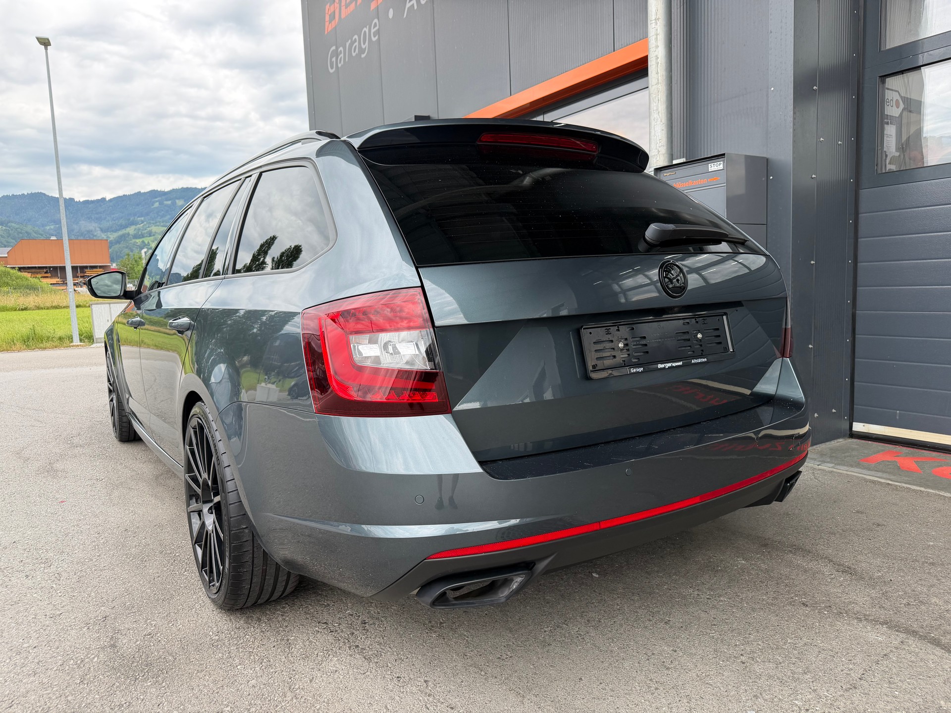 SKODA Octavia Combi 2.0 TDI RS Final Edition 4x4 ABT DSG-image-5