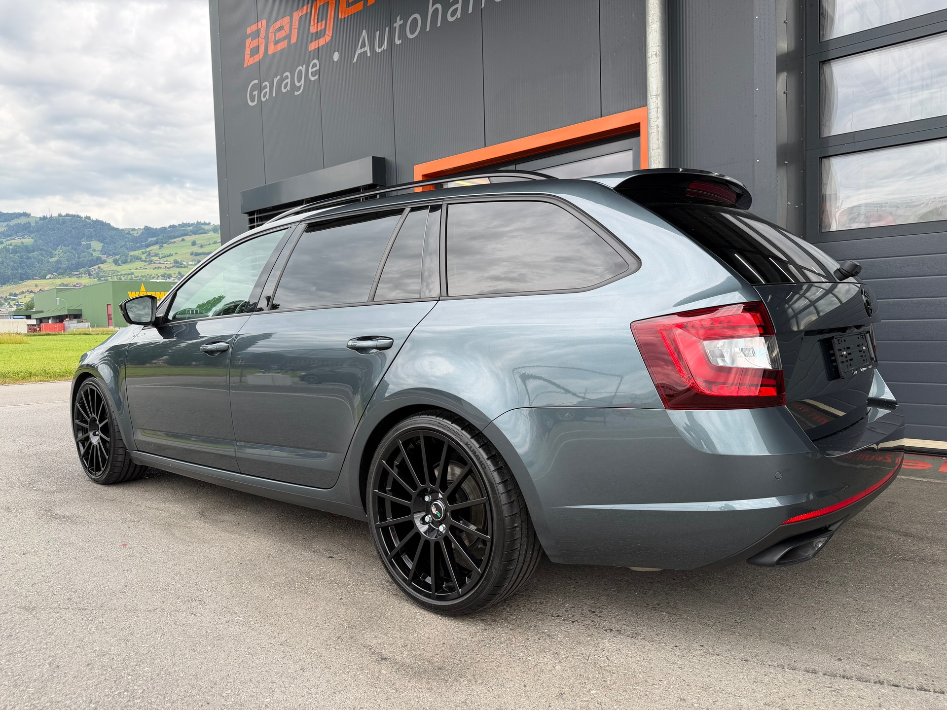 SKODA Octavia Combi 2.0 TDI RS Final Edition 4x4 ABT DSG-showroom-element-2