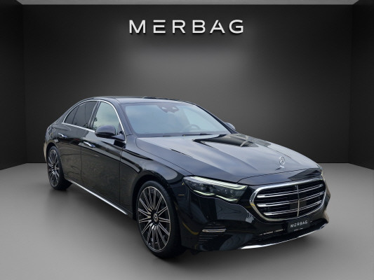 MERCEDES-BENZ E 220 d 4Matic-image-0