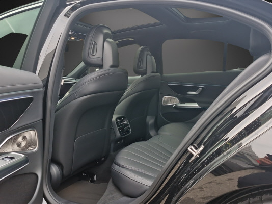 MERCEDES-BENZ E 220 d 4Matic-image-9