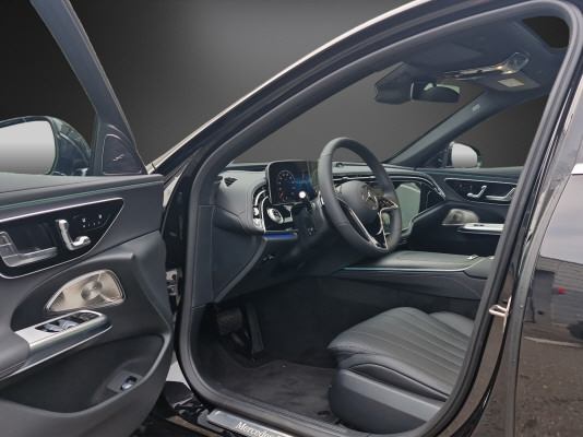MERCEDES-BENZ E 220 d 4Matic-image-6