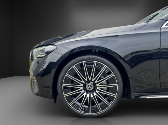 MERCEDES-BENZ E 220 d 4Matic-image-5