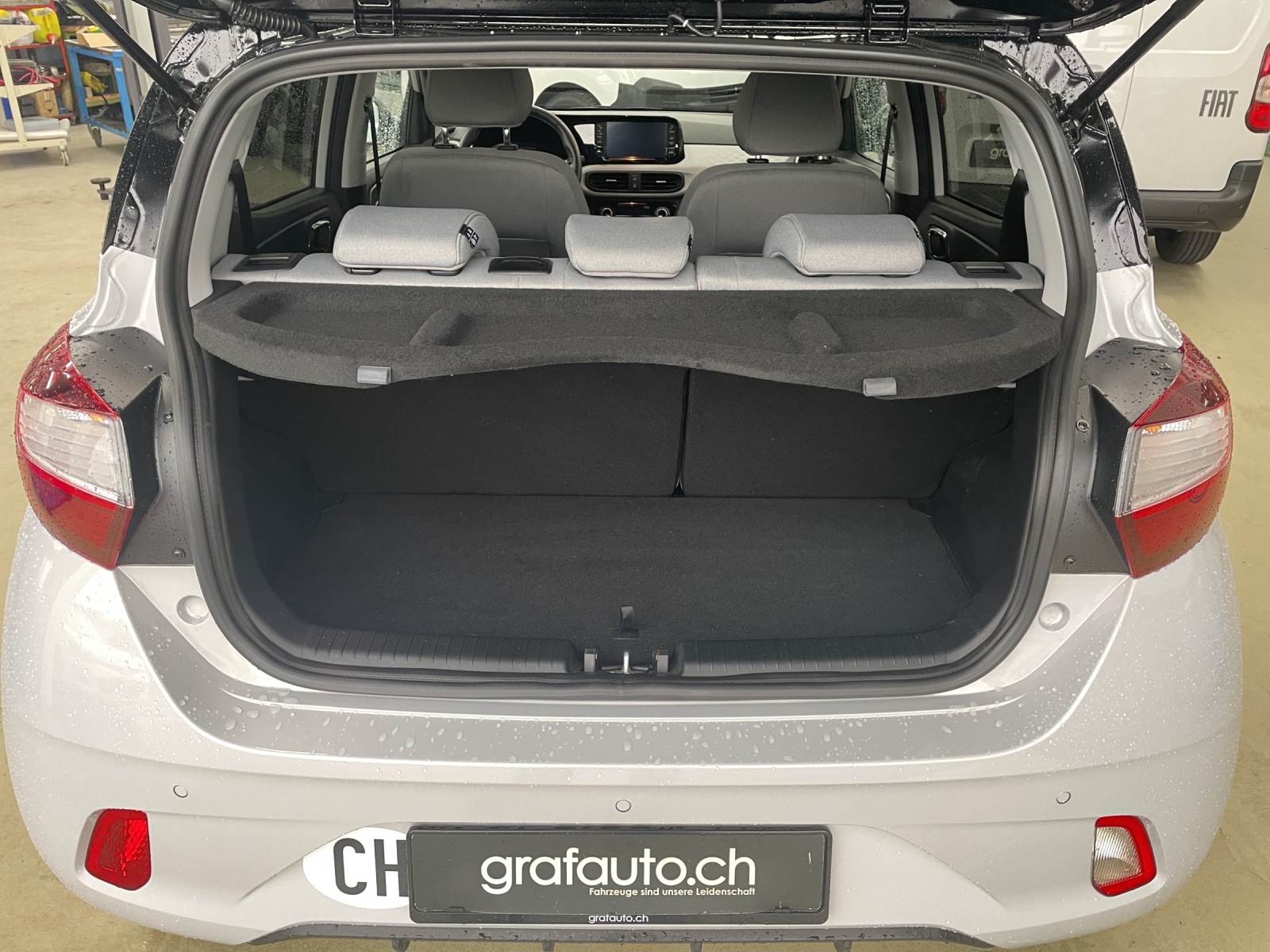 HYUNDAI i10 1.2 Vertex-image-9