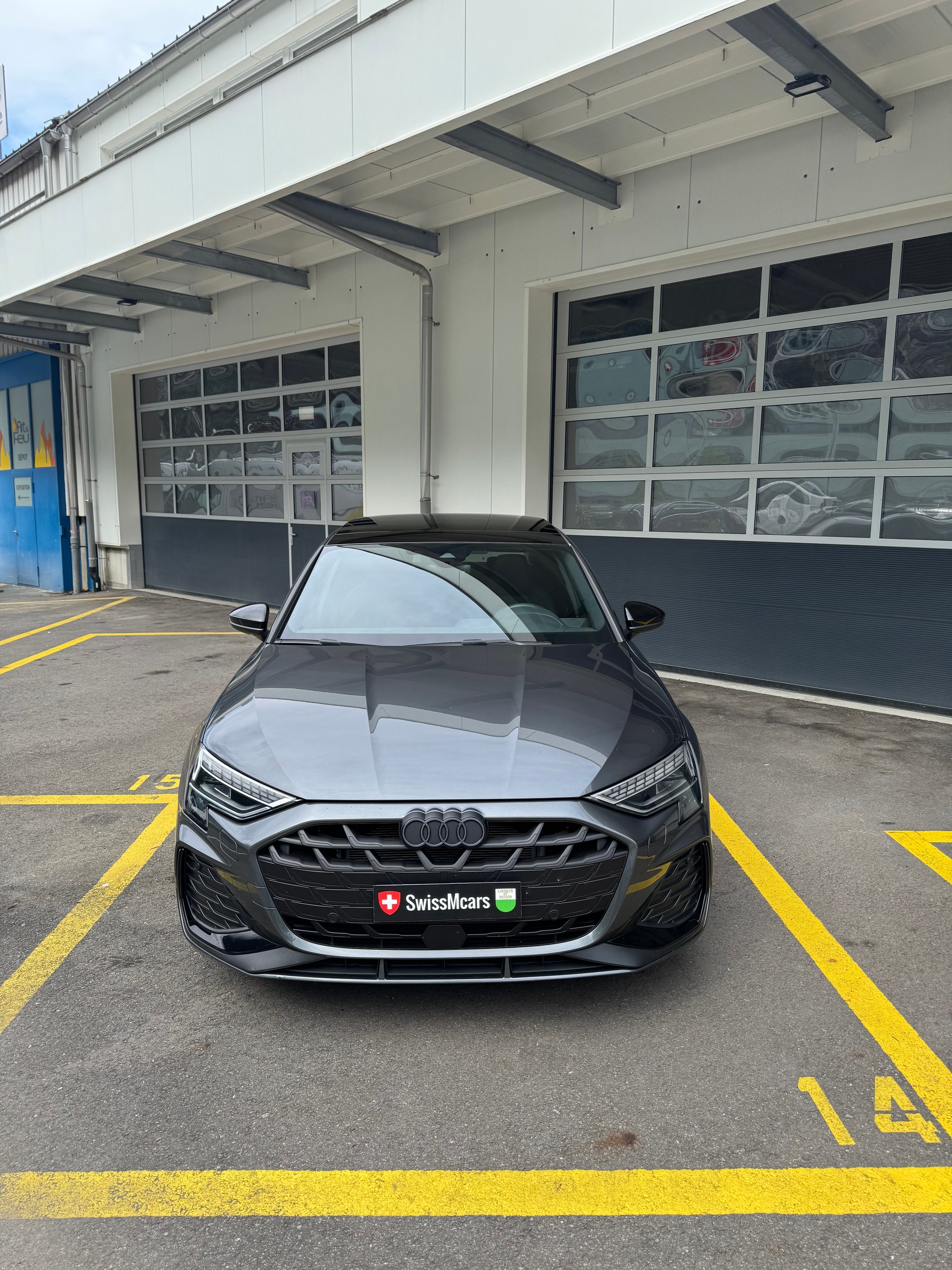 AUDI A3 Limousine 35 TFSI S-Line Attraction S-tronic-image-3