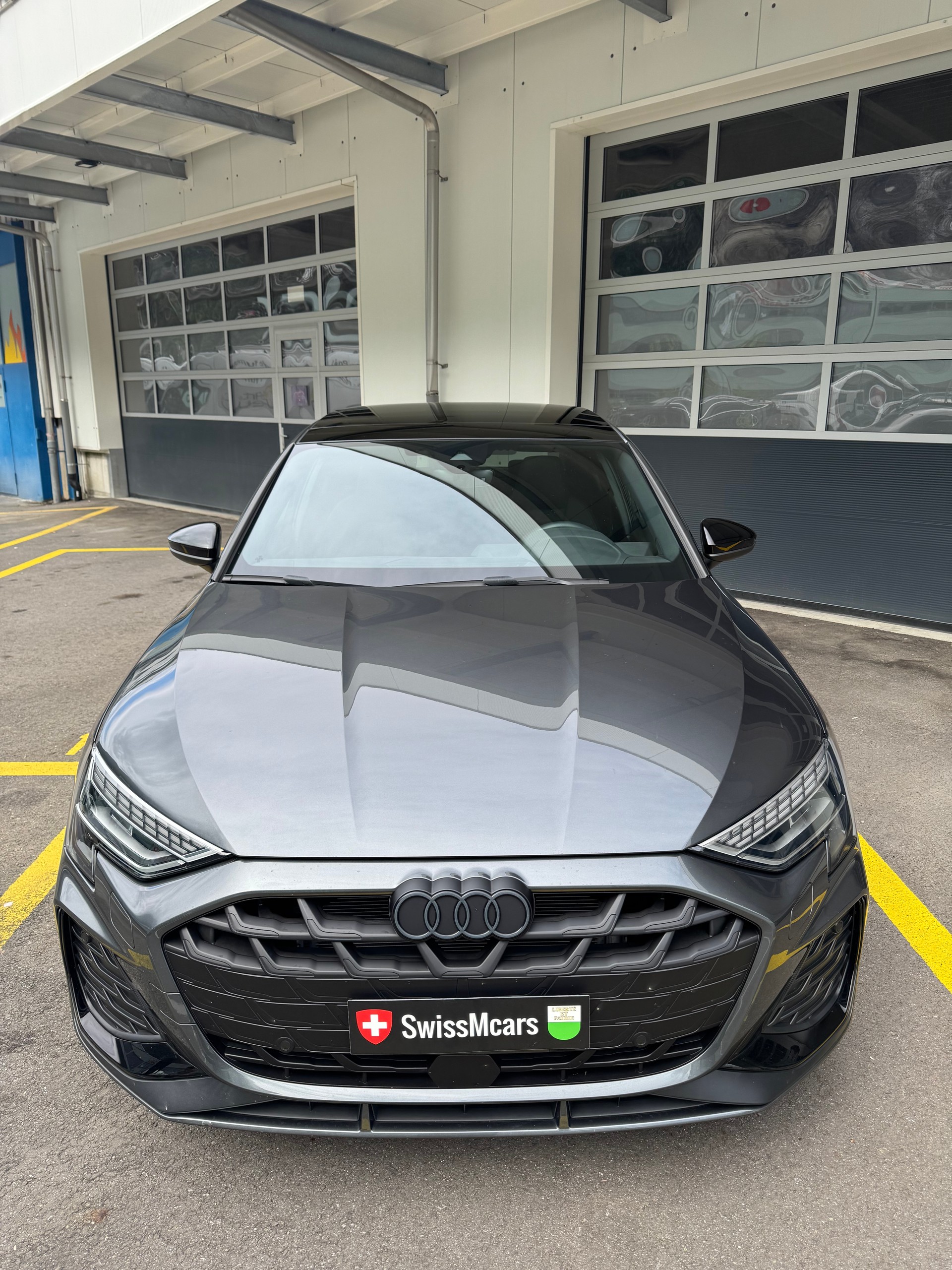 AUDI A3 Limousine 35 TFSI S-Line Attraction S-tronic-image-4