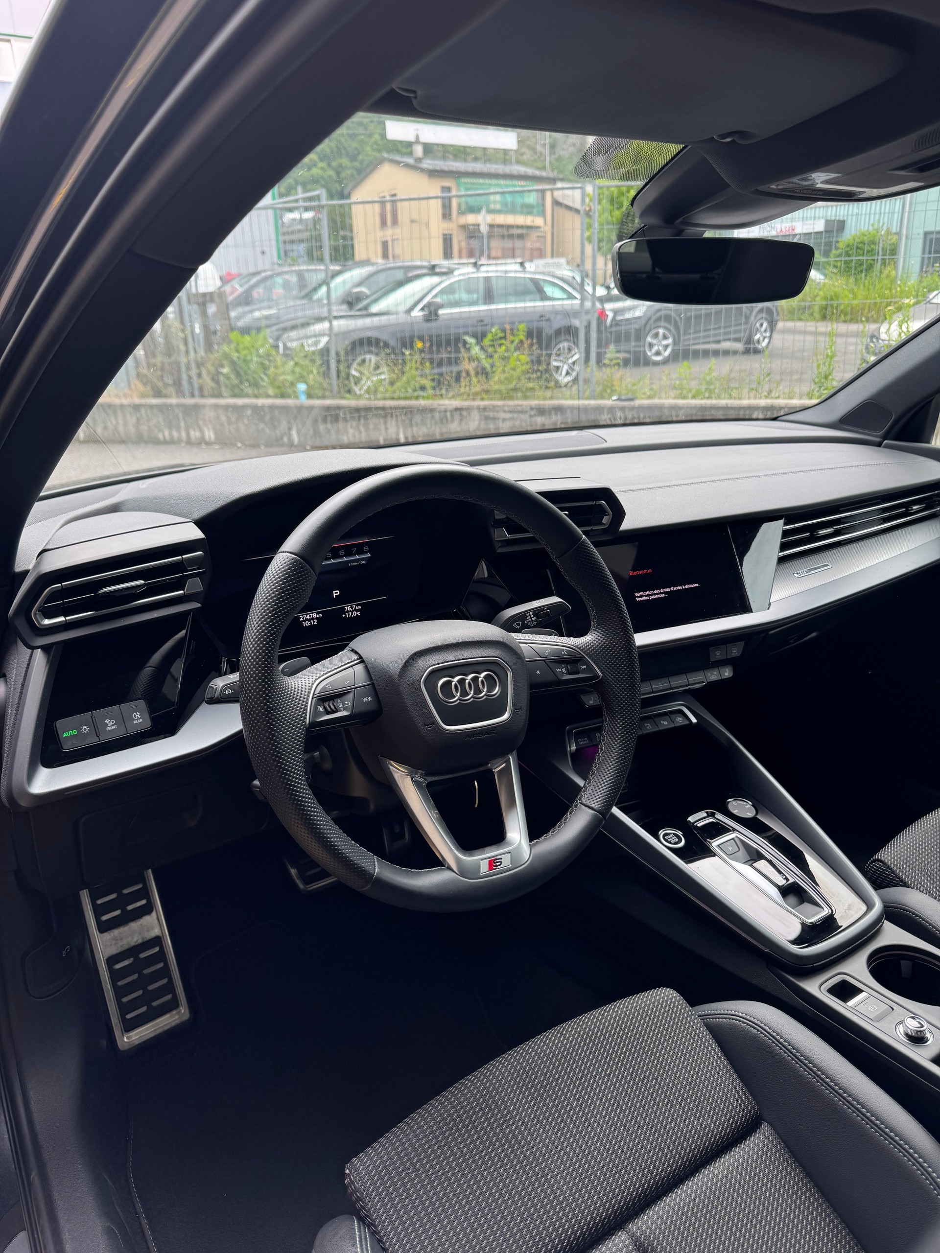 AUDI A3 Limousine 35 TFSI S-Line Attraction S-tronic-image-22