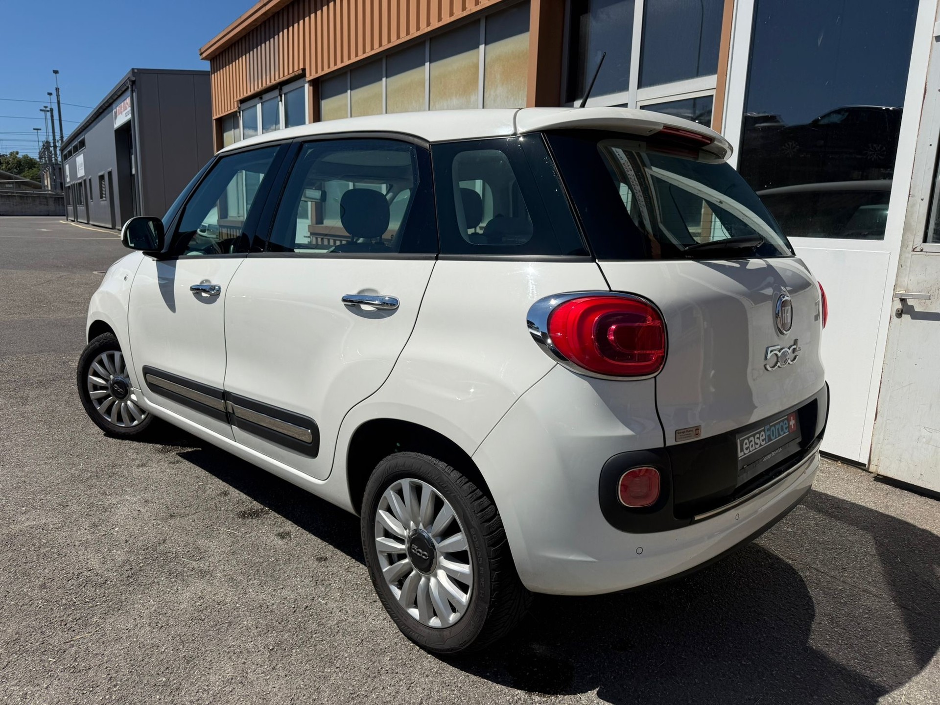 FIAT 500L Living 1.3 JTD Business Class Dualogic-image-2