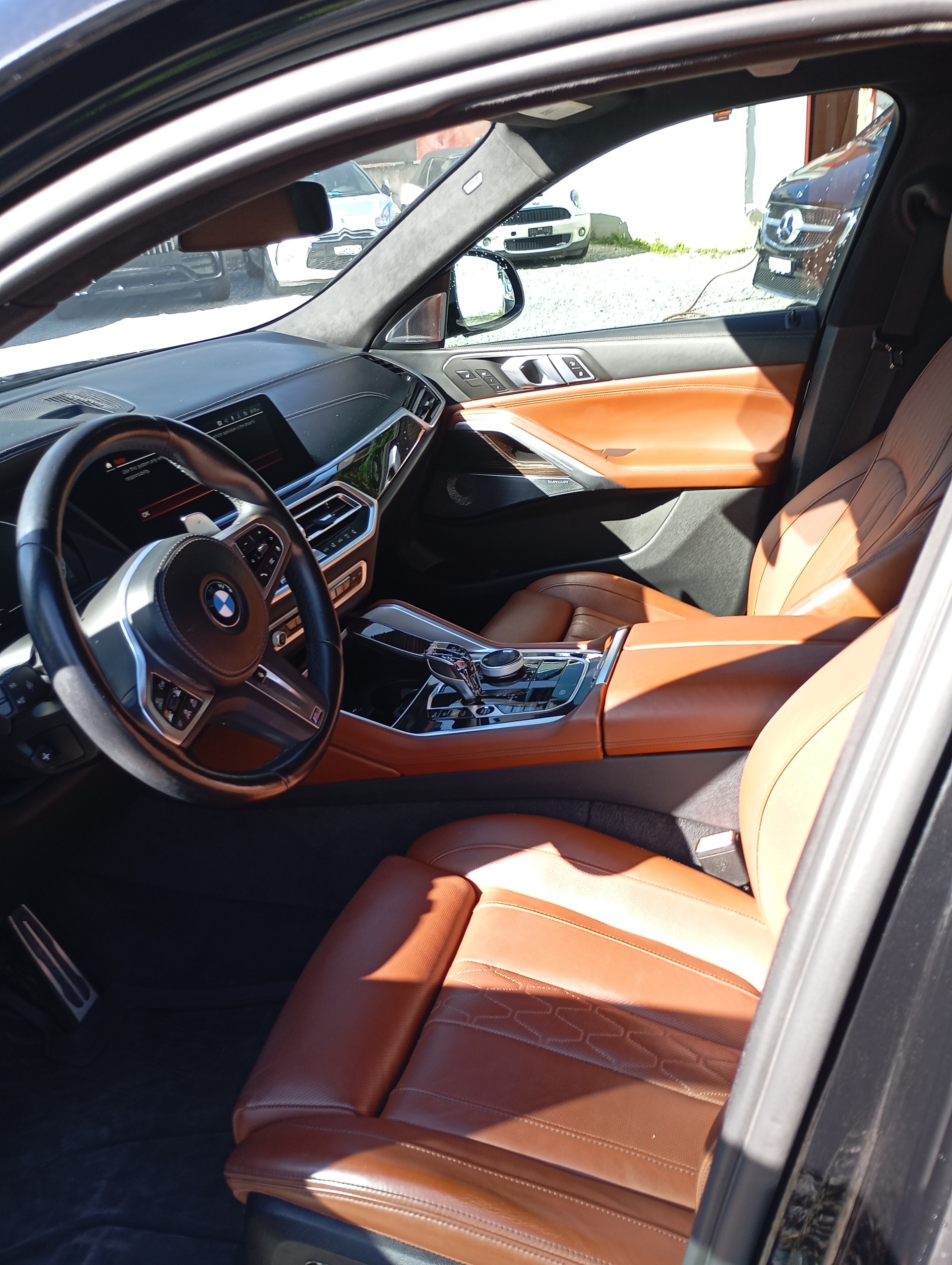 BMW m50i-image-10