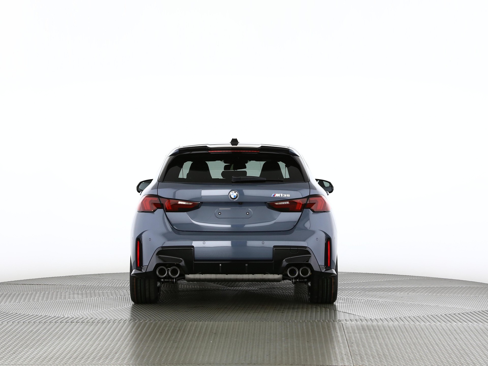 BMW M135i xDrive-image-3