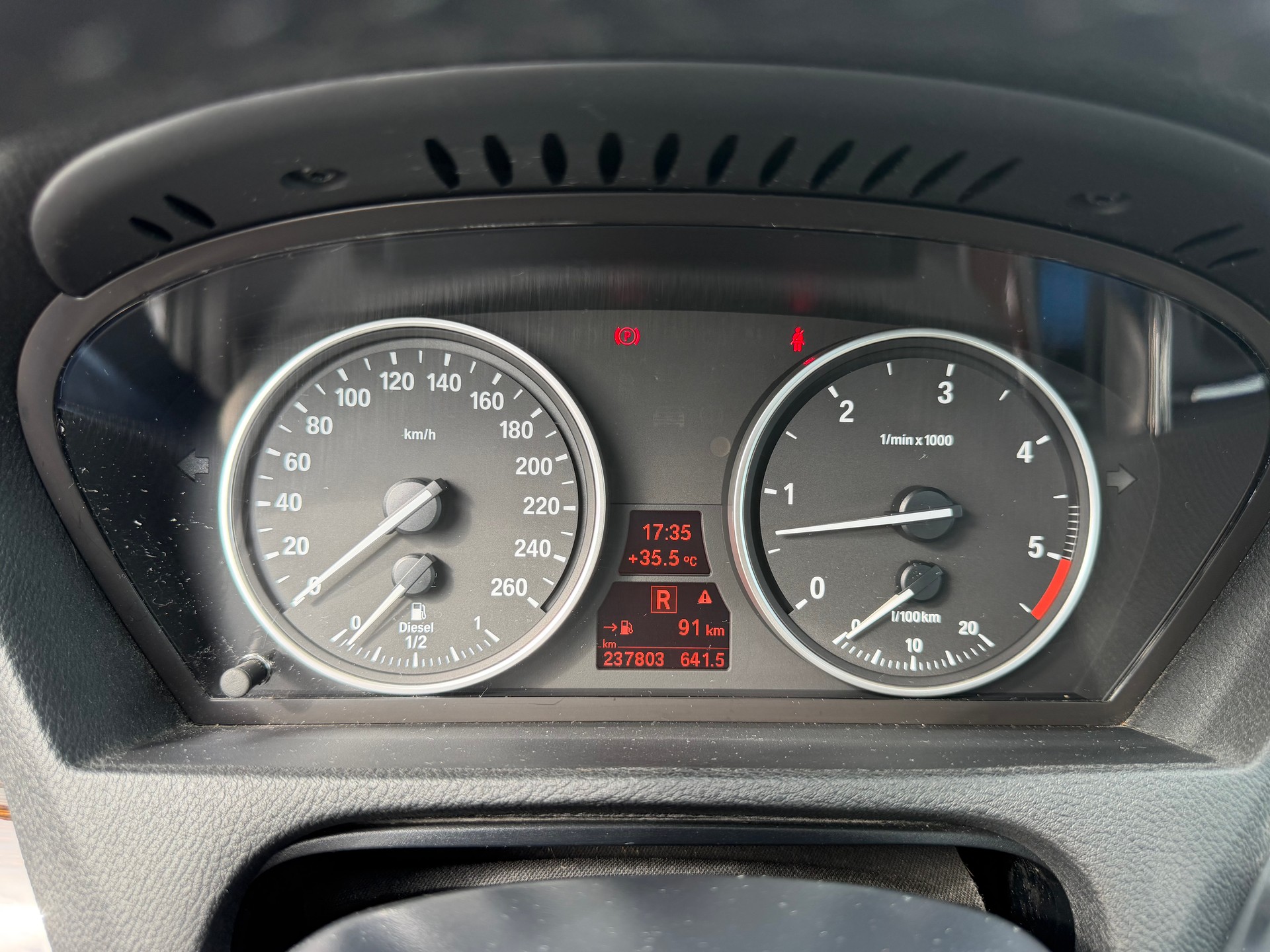 BMW X5 xDrive 30d-image-3