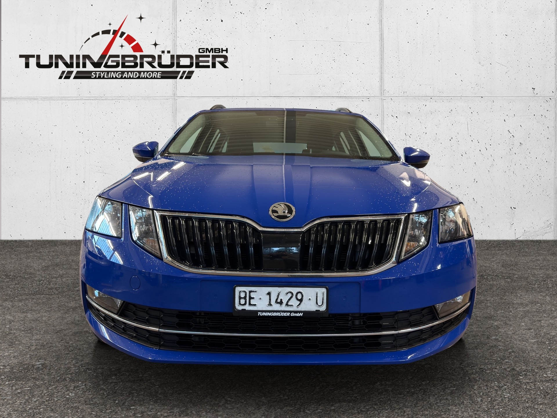 SKODA Octavia Combi 2.0 TDI Style 4x4 DSG-image-2
