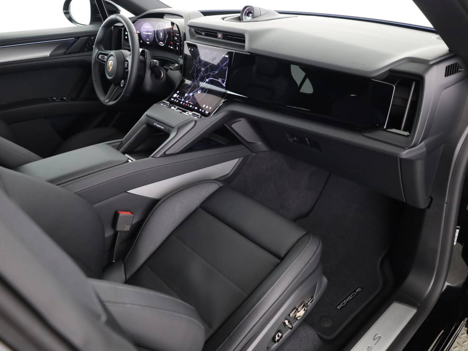 PORSCHE Cayenne S Coupé Electric-image-11